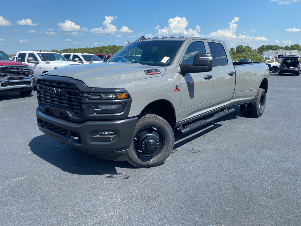 Used 2027 RAM Ram 3500 Pickup Tradesman with VIN 3C63RRGL6VG376039 for sale in Little Rock