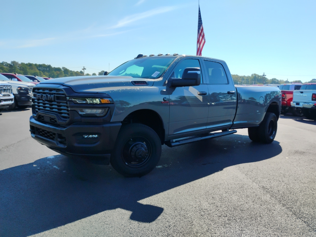 2027 Ram 3500 Tradesman photo 1