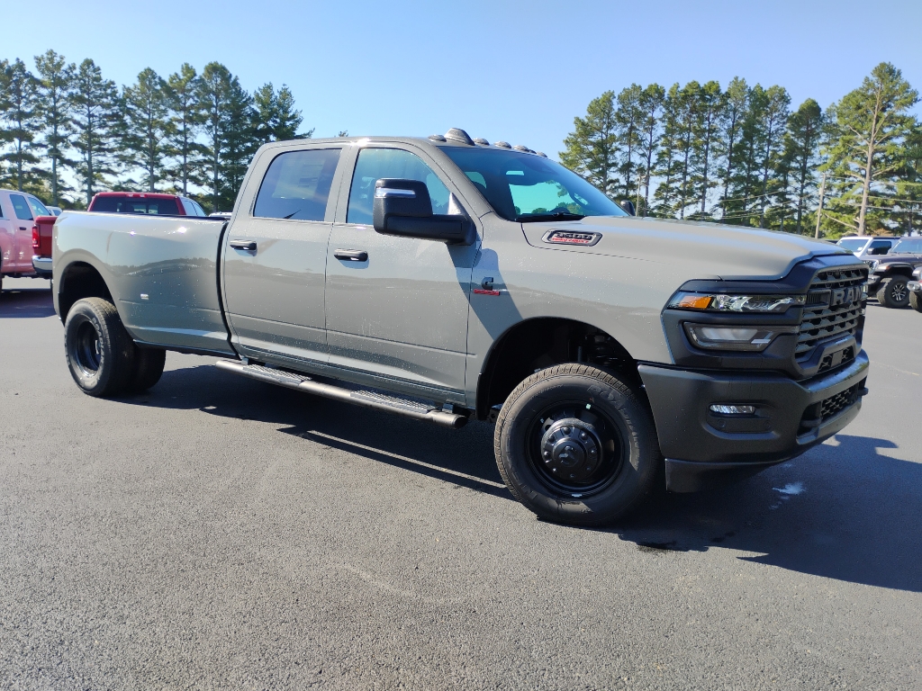 2027 Ram 3500 Tradesman photo 3
