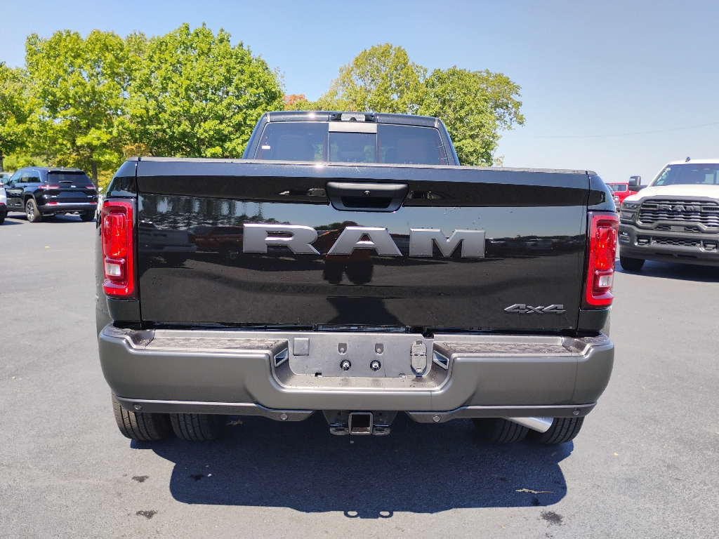 2027 Ram 3500 Tradesman photo 6
