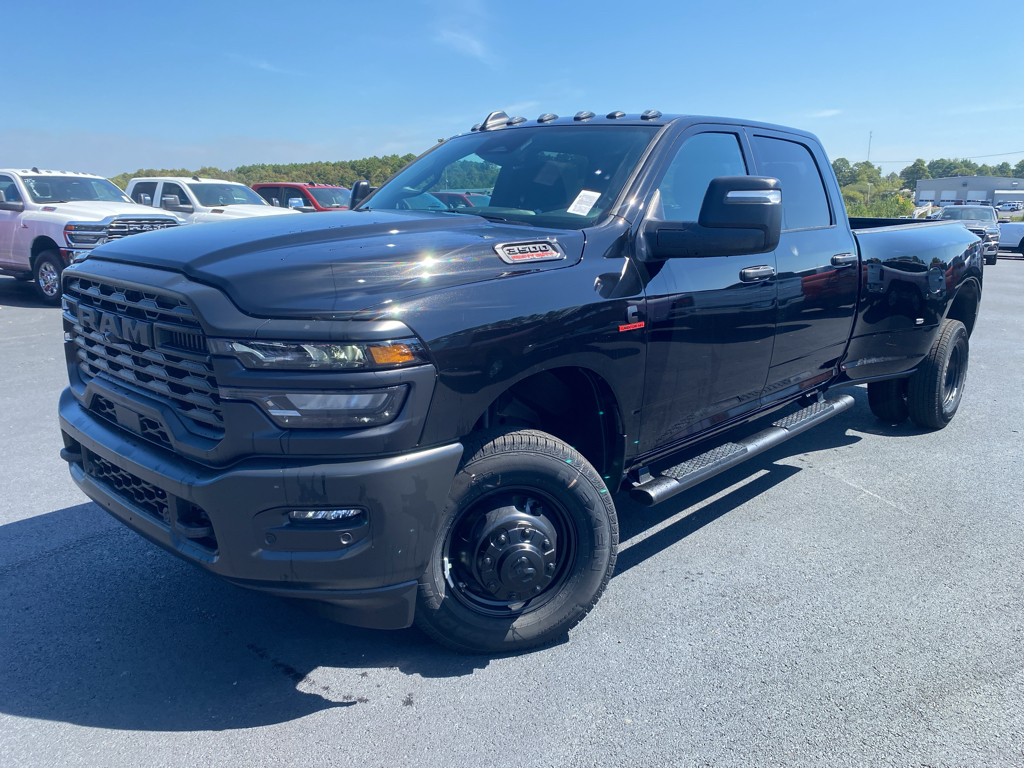 2027 Ram 3500 Tradesman photo 1