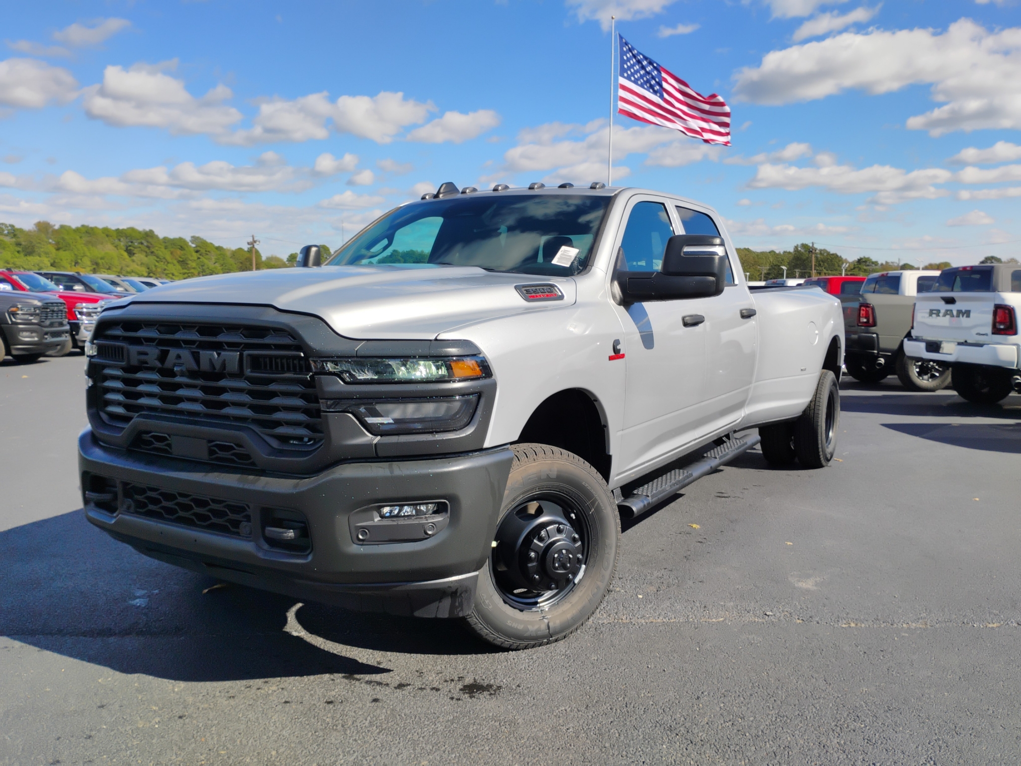 2027 Ram 3500 Tradesman photo 1