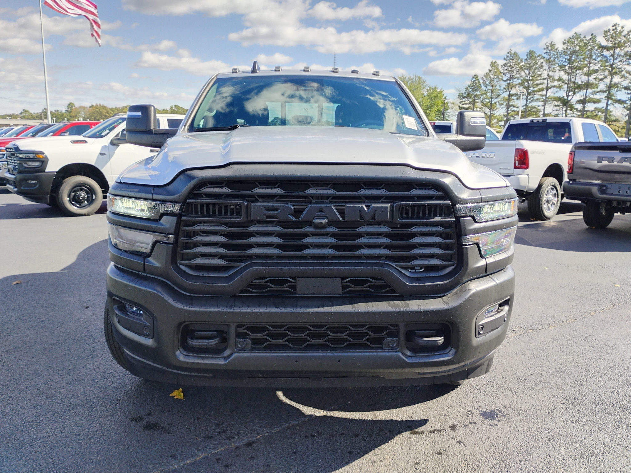 2027 Ram 3500 Tradesman photo 2
