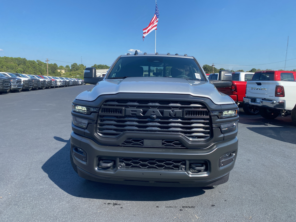 2027 Ram 3500 Tradesman photo 2