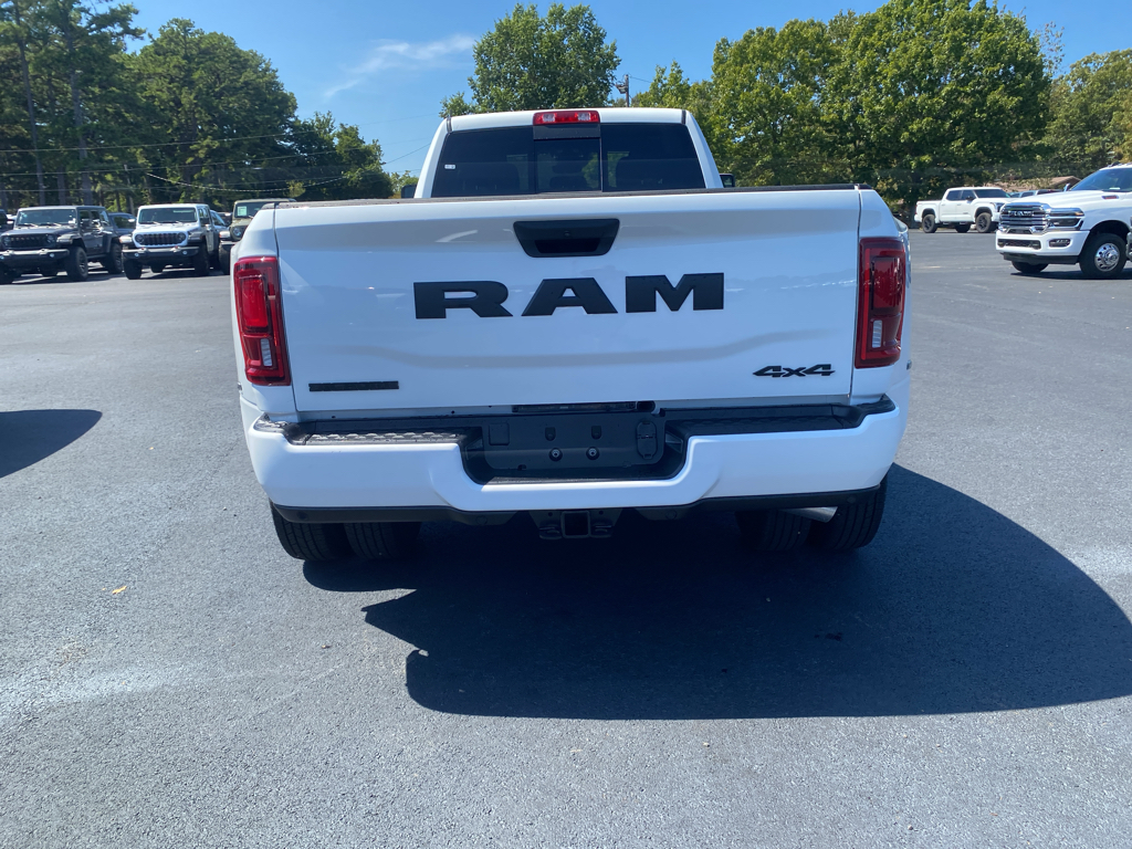 2027 Ram 3500 Big Horn photo 6