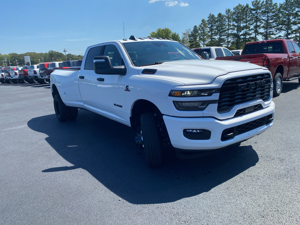 2027 Ram 3500 Big Horn photo 3