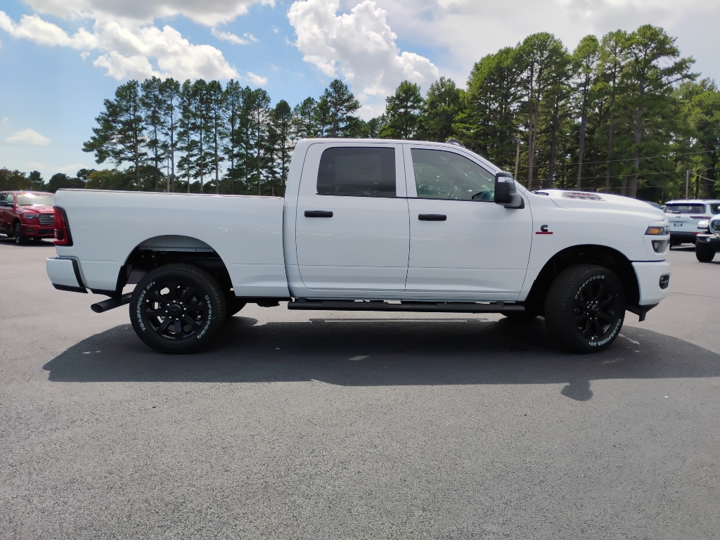 2027 Ram 2500 Black Express photo 4