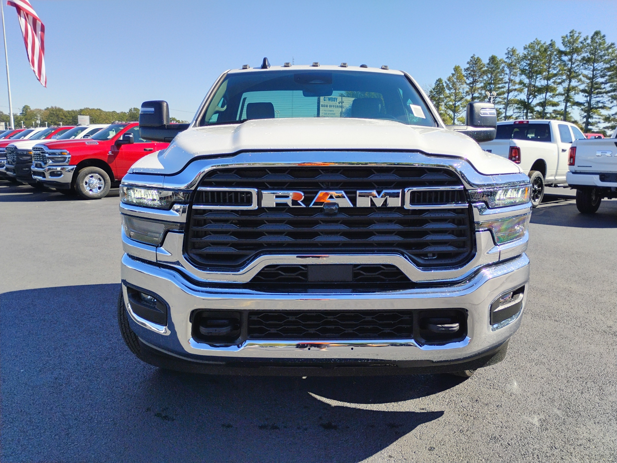 2027 Ram 3500 Chassis Tradesman photo 2