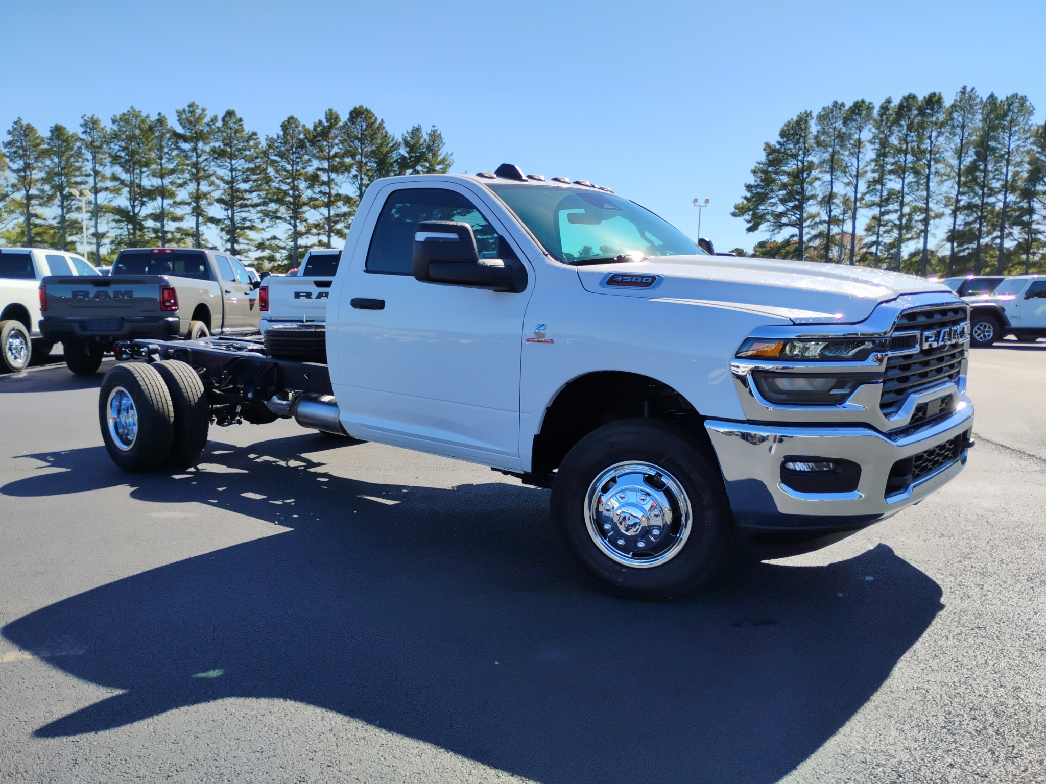 2027 Ram 3500 Chassis Tradesman photo 3