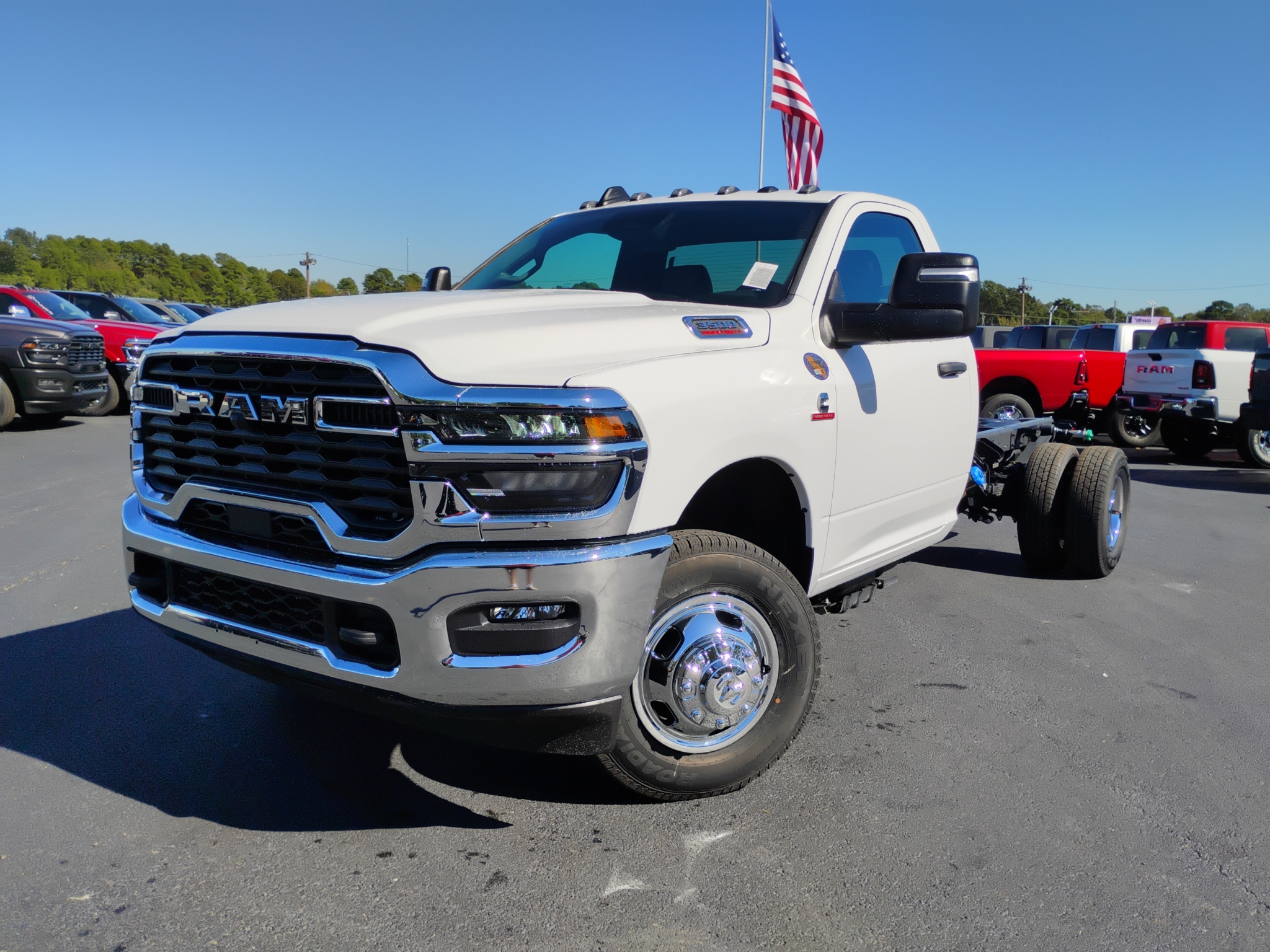 2027 Ram 3500 Chassis Tradesman photo 1
