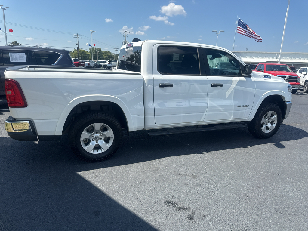 2025 Ram 1500 Big Horn photo 4