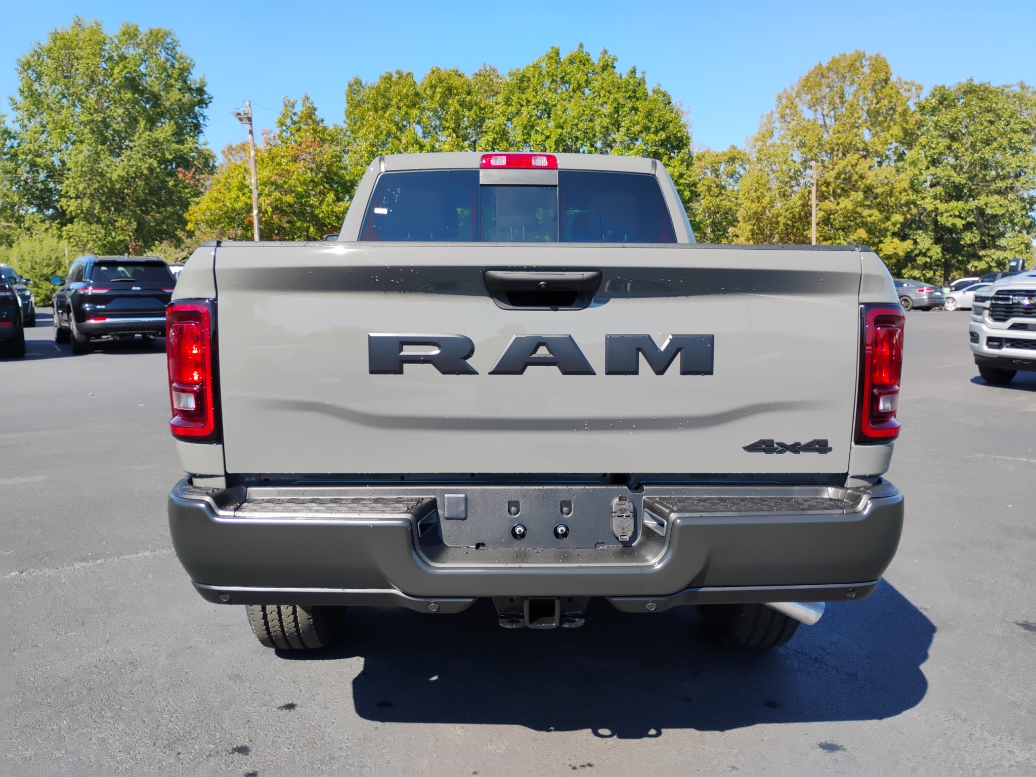 2027 Ram 2500 Tradesman photo 6