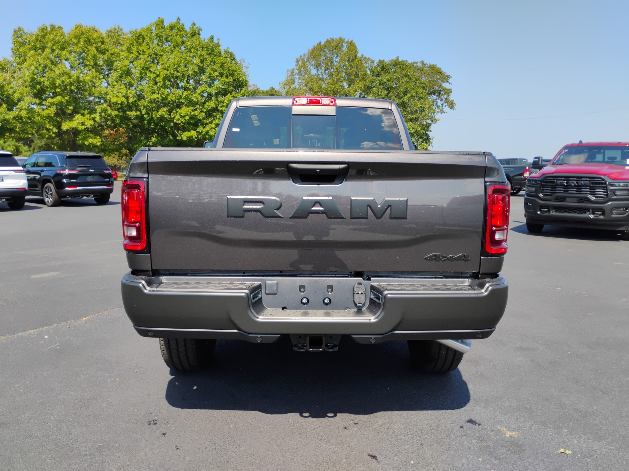 2027 Ram 2500 Tradesman photo 6