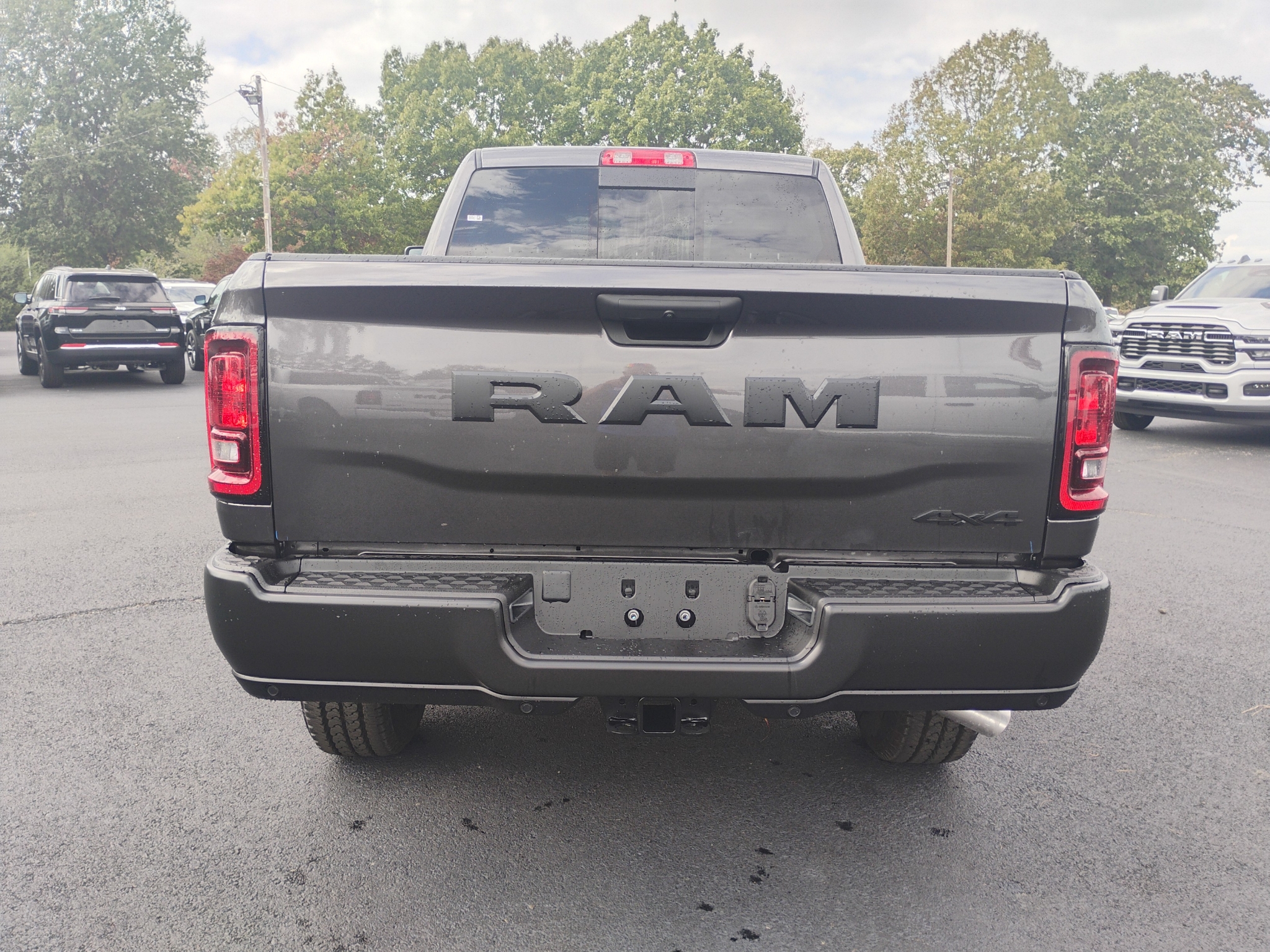 2027 Ram 2500 Tradesman photo 6