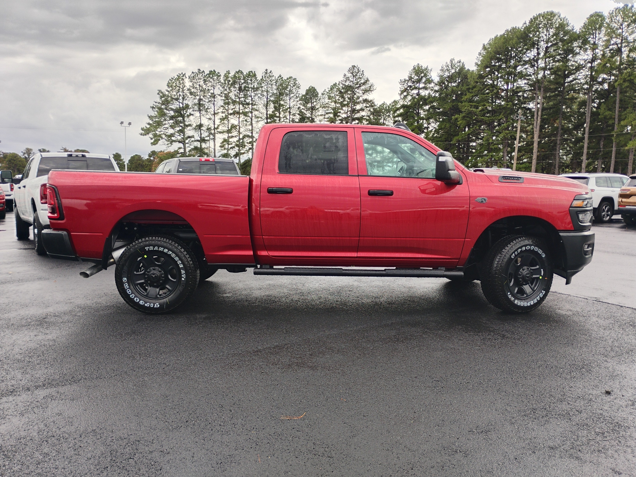 2027 Ram 2500 Tradesman photo 4