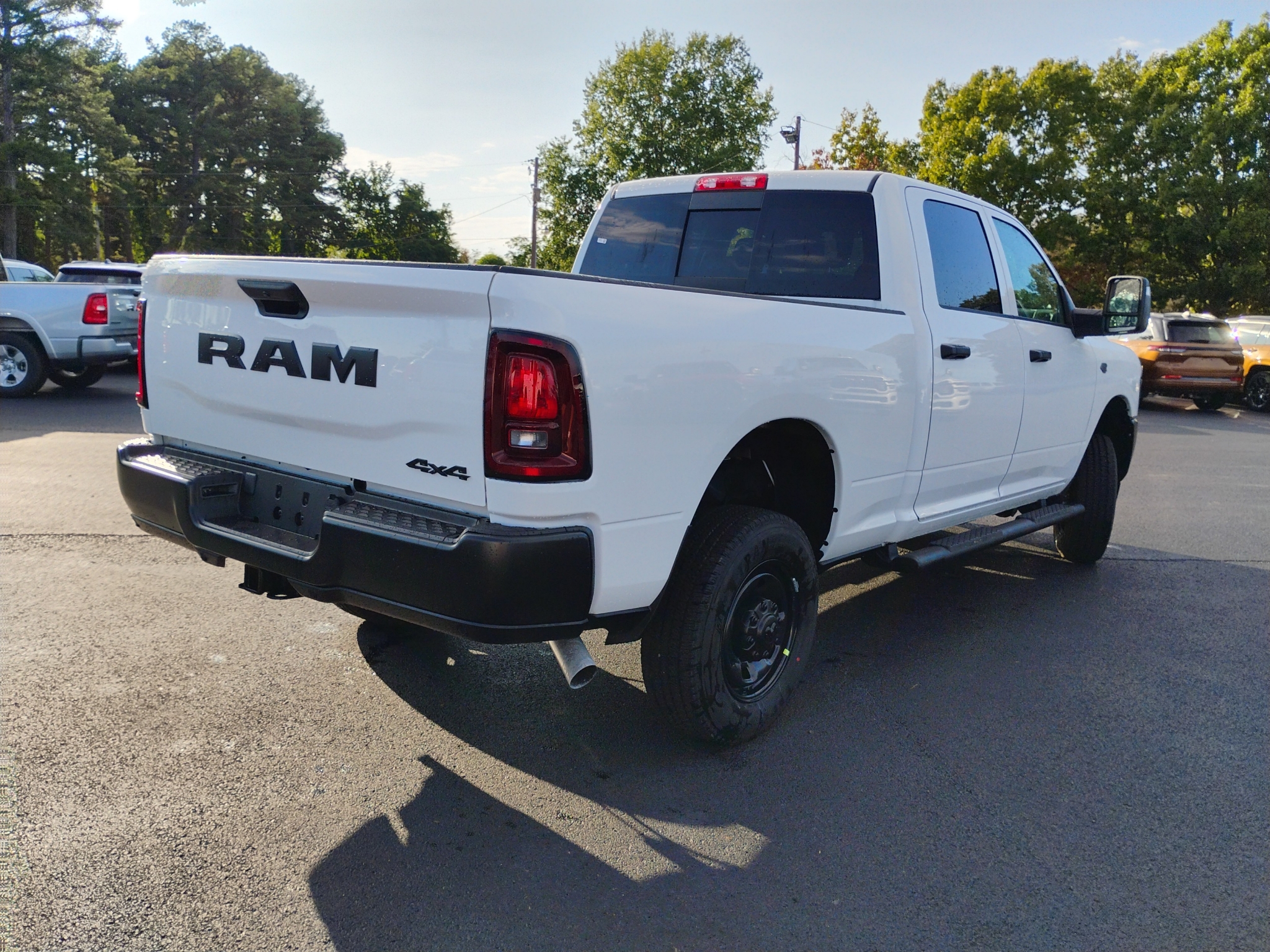 2027 Ram 2500 Tradesman photo 5
