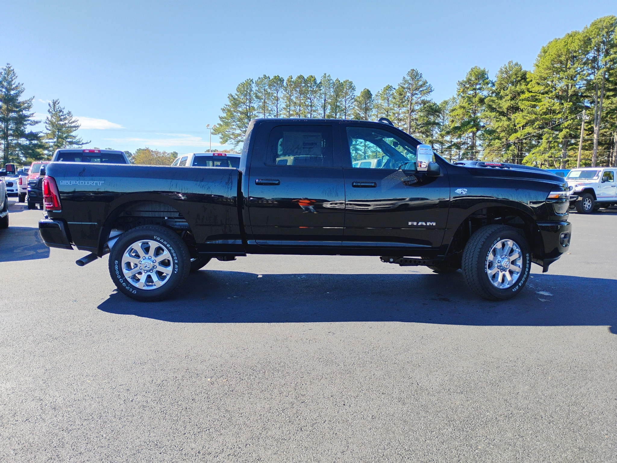 2027 Ram 2500 Laramie photo 4