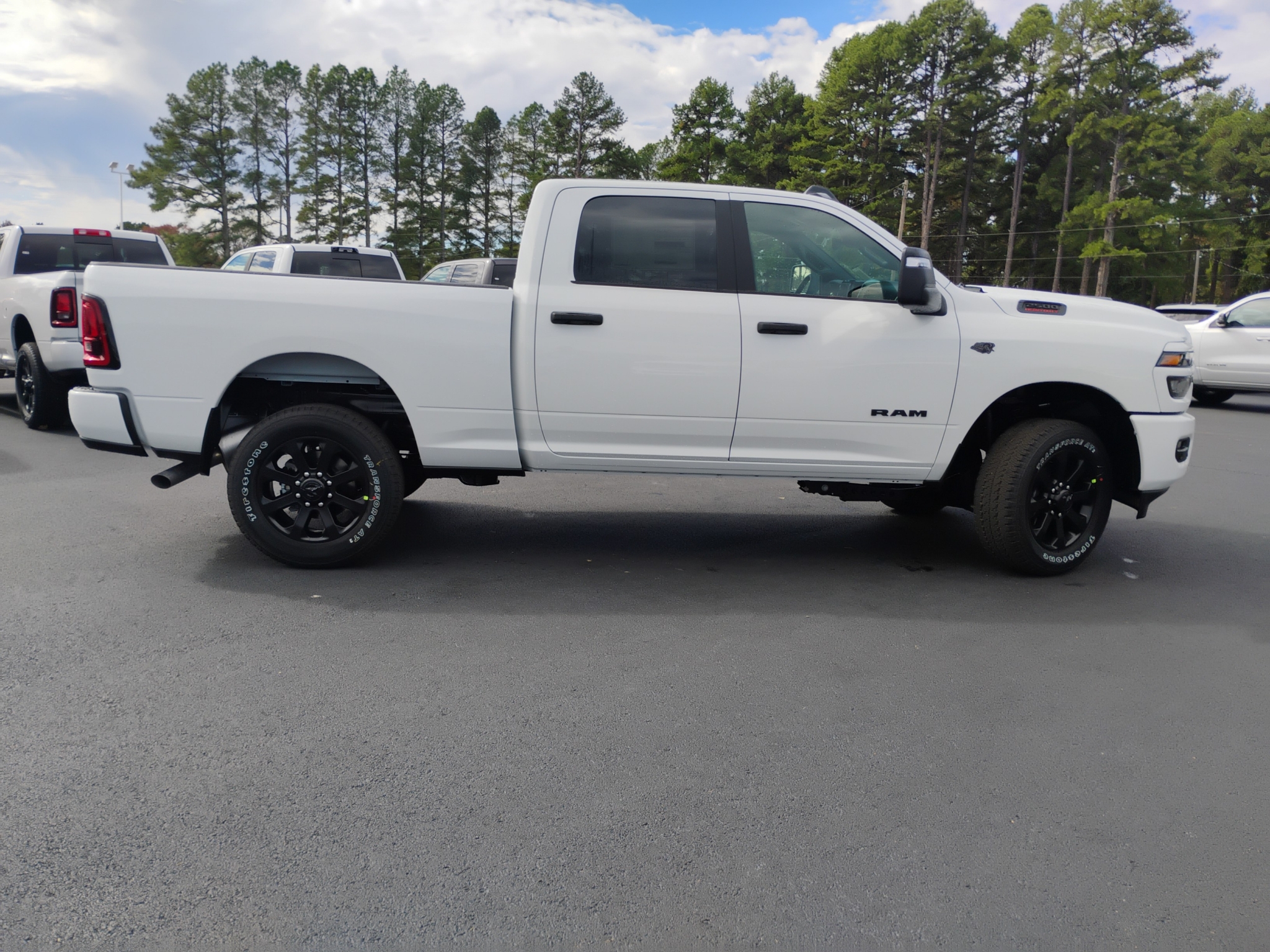 2027 Ram 2500 Big Horn photo 4