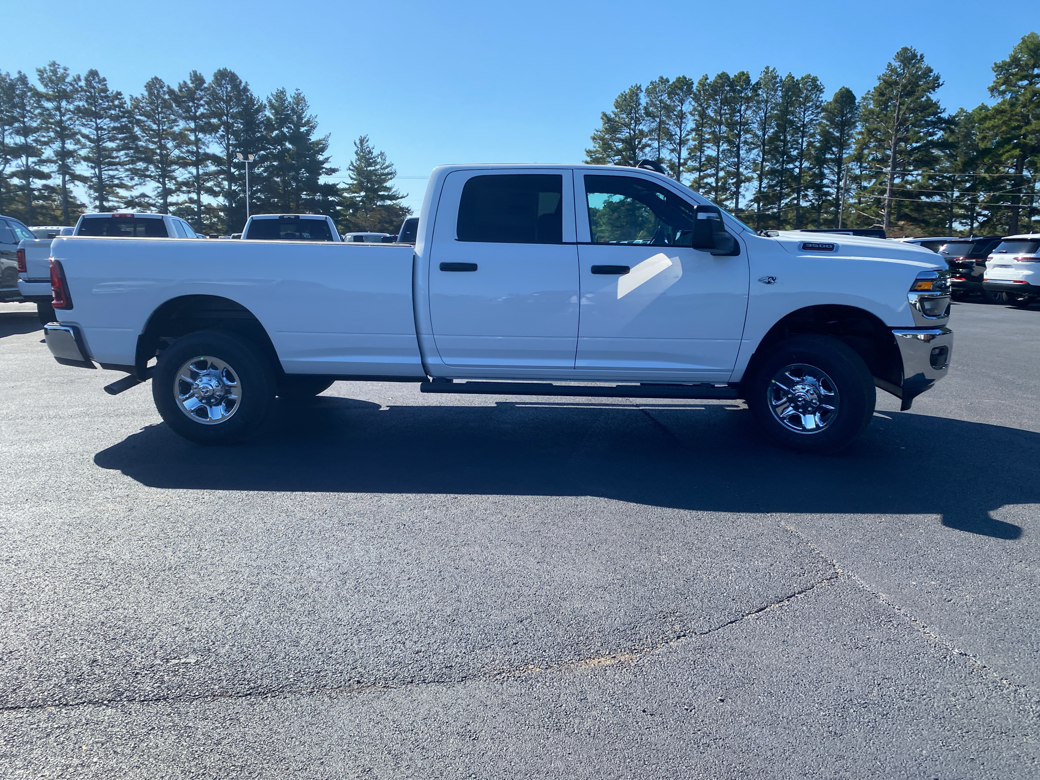 2027 Ram 3500 Tradesman photo 6