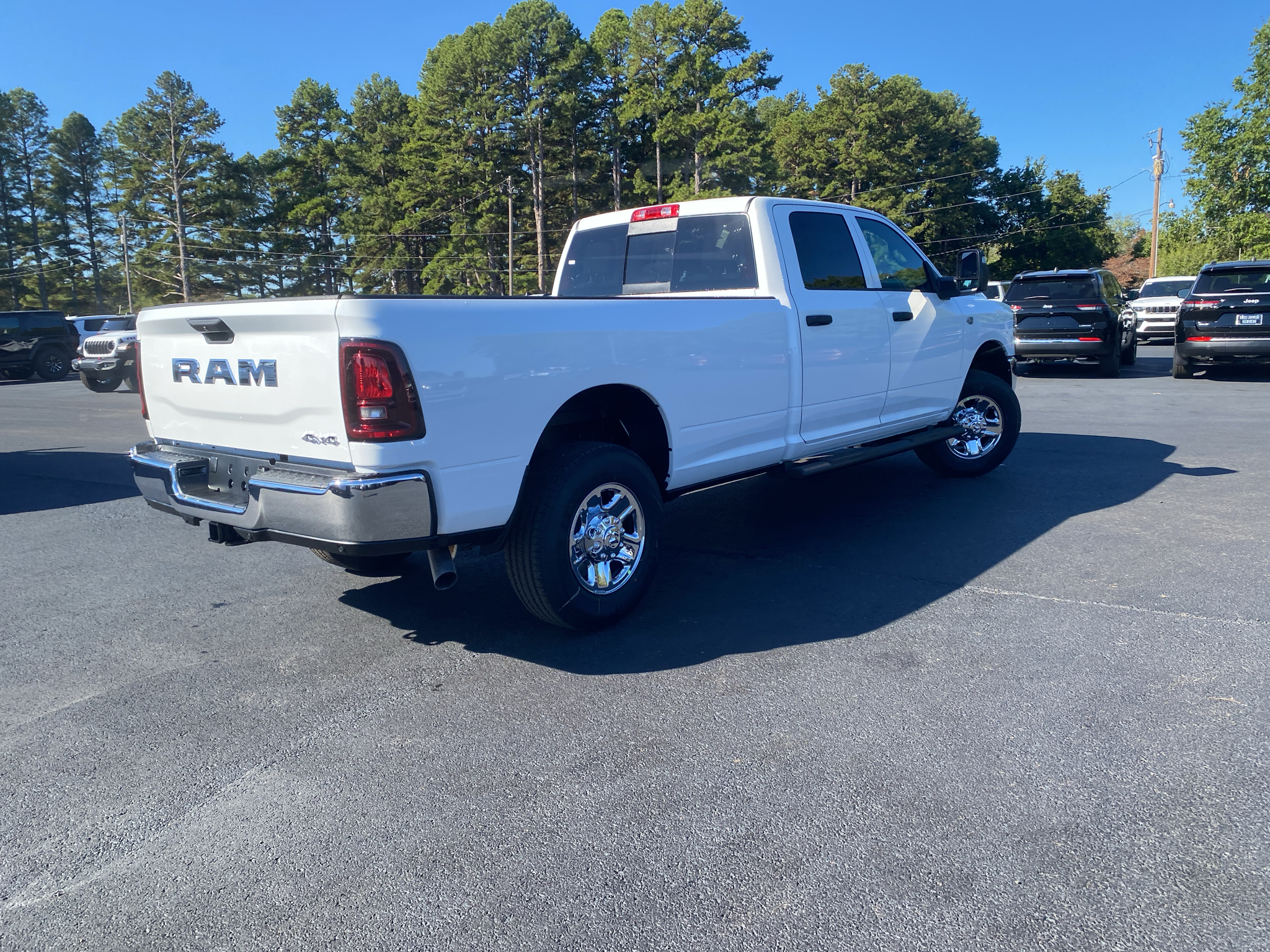 2027 Ram 3500 Tradesman photo 6