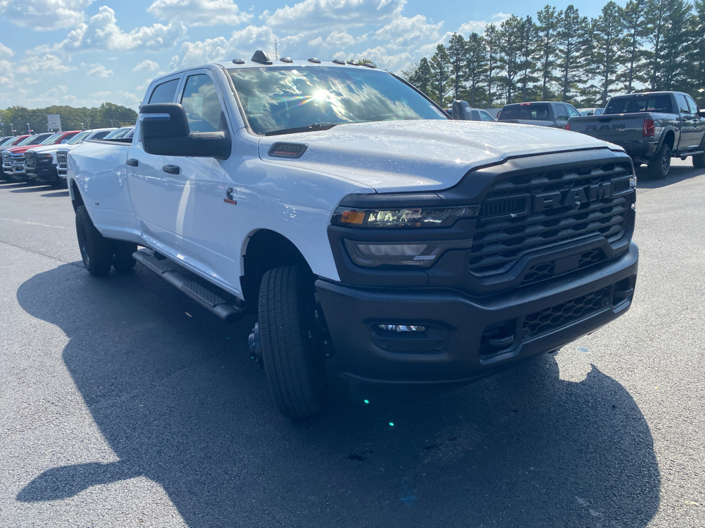 2027 Ram 3500 Tradesman photo 3