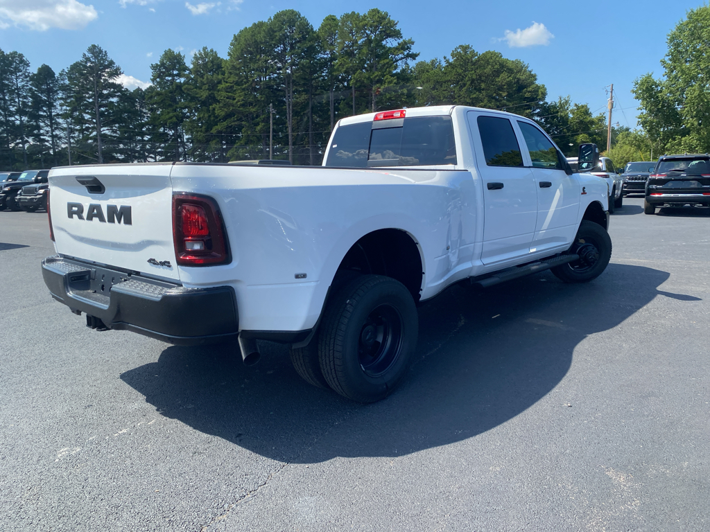 2027 Ram 3500 Tradesman photo 5