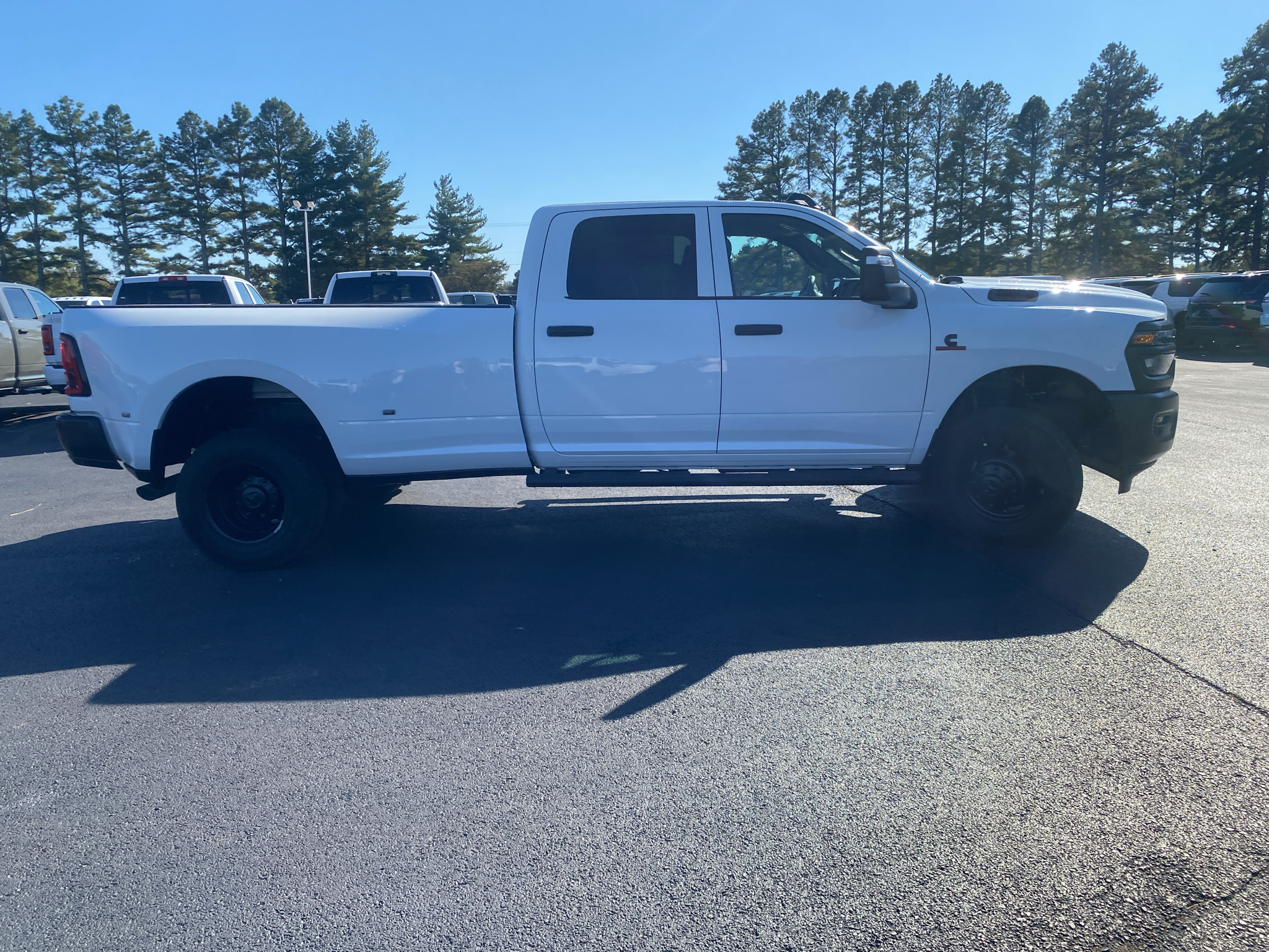 2027 Ram 3500 Tradesman photo 4