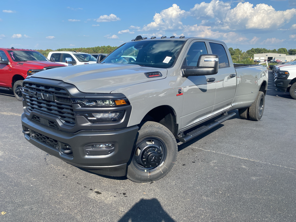 2027 Ram 3500 Tradesman photo 1