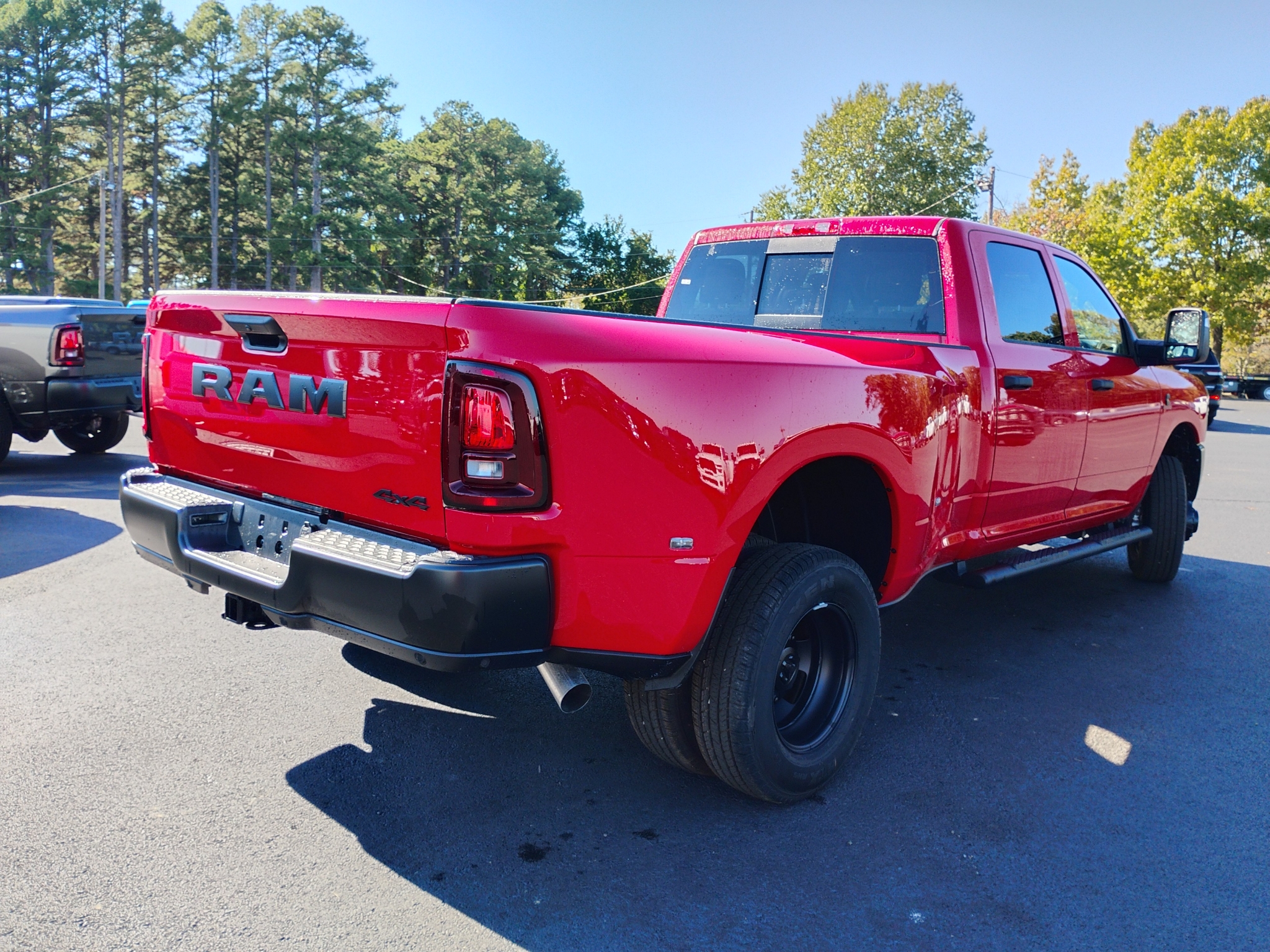 2027 Ram 3500 Tradesman photo 5