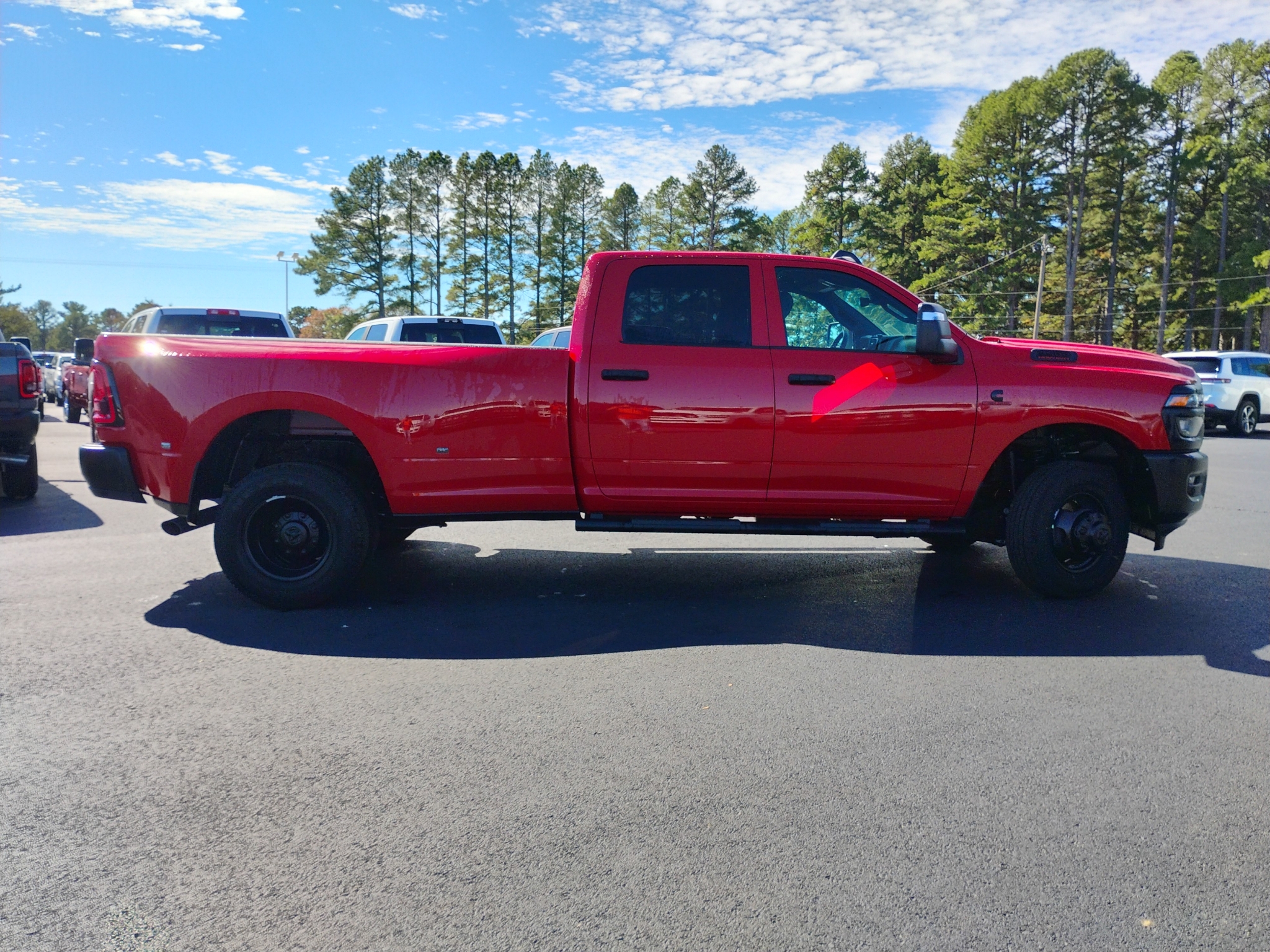 2027 Ram 3500 Tradesman photo 4