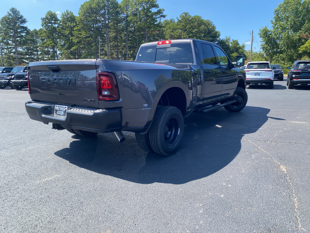 2027 Ram 3500 Tradesman photo 5