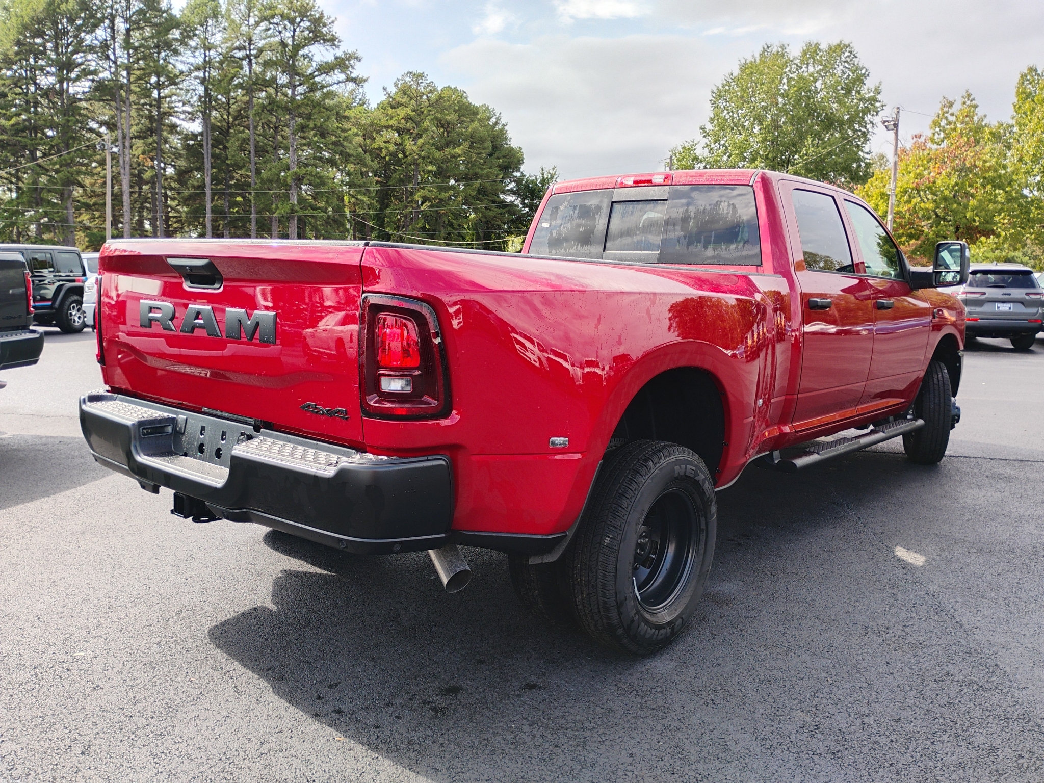 2027 Ram 3500 Tradesman photo 5