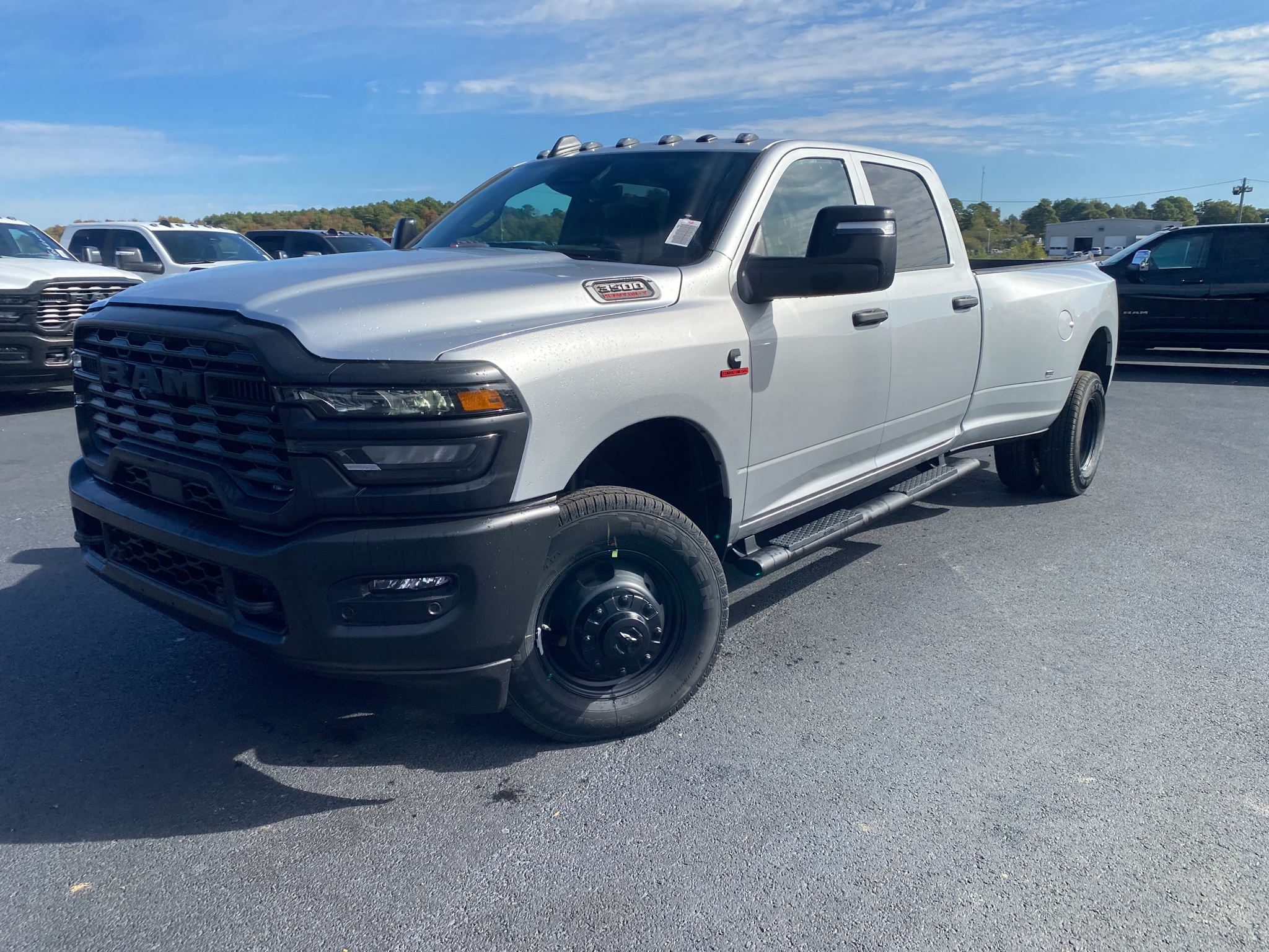 2027 Ram 3500 Tradesman photo 1