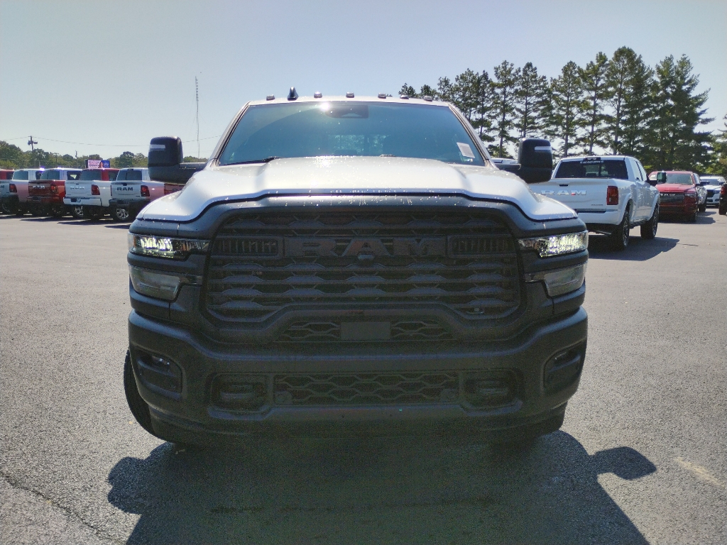 Used 2027 RAM Ram 3500 Pickup Tradesman with VIN 3C63RRGL1VG395470 for sale in Little Rock