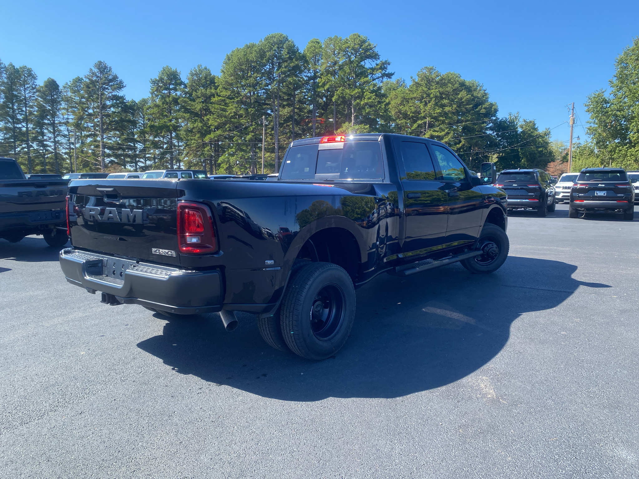 2027 Ram 3500 Tradesman photo 5