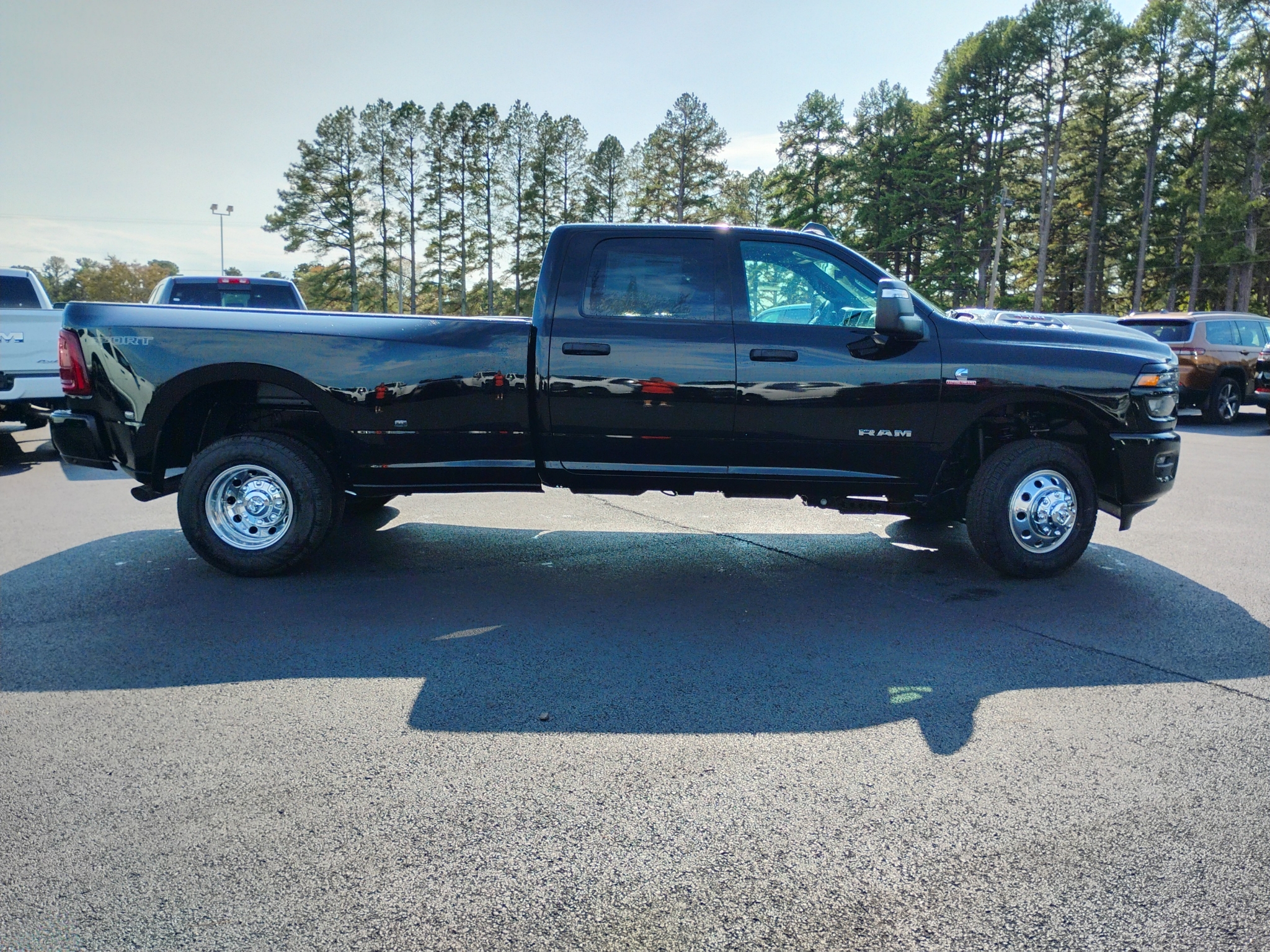 2027 Ram 3500 Big Horn photo 4