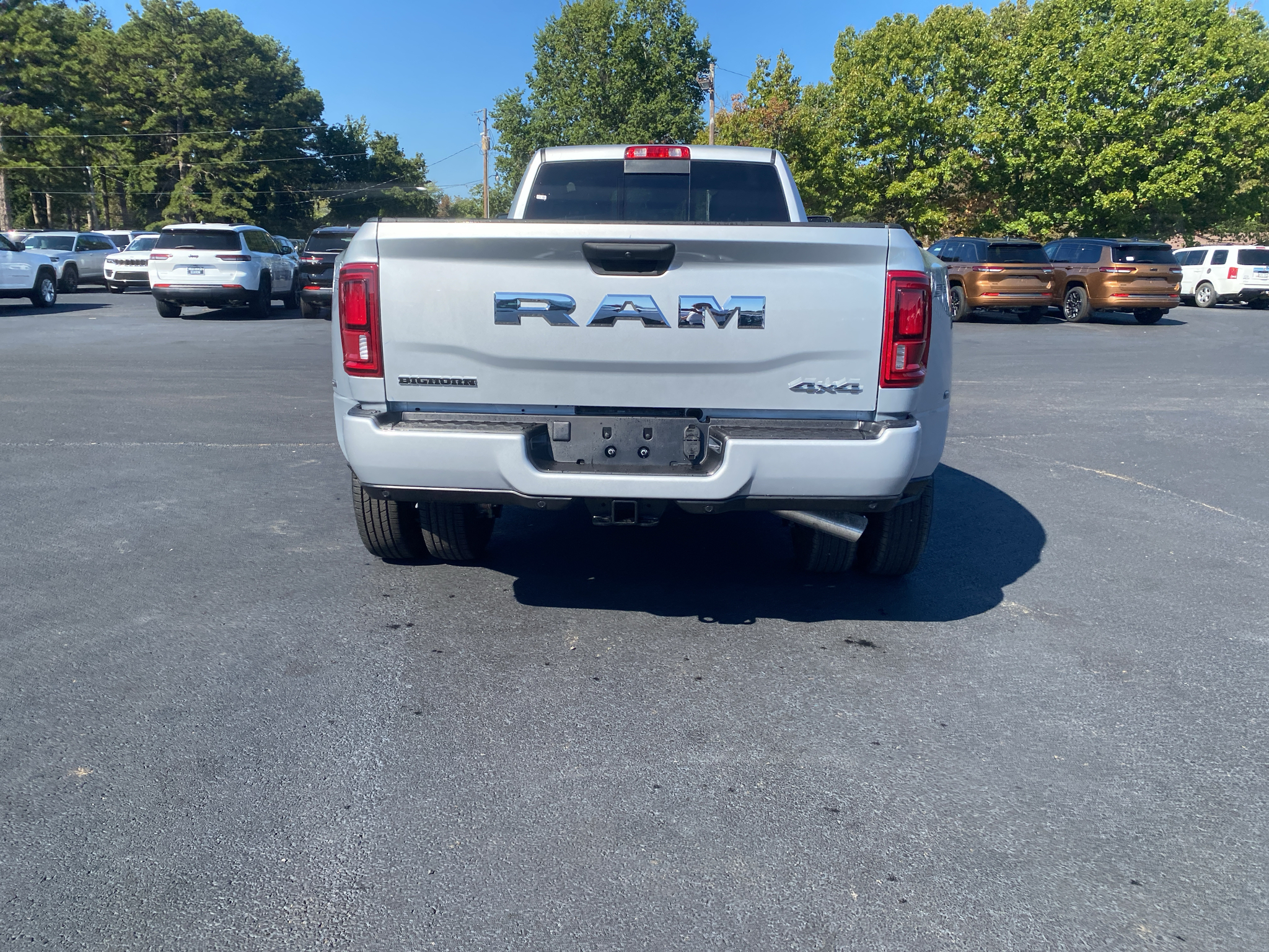 2027 Ram 3500 Big Horn photo 6