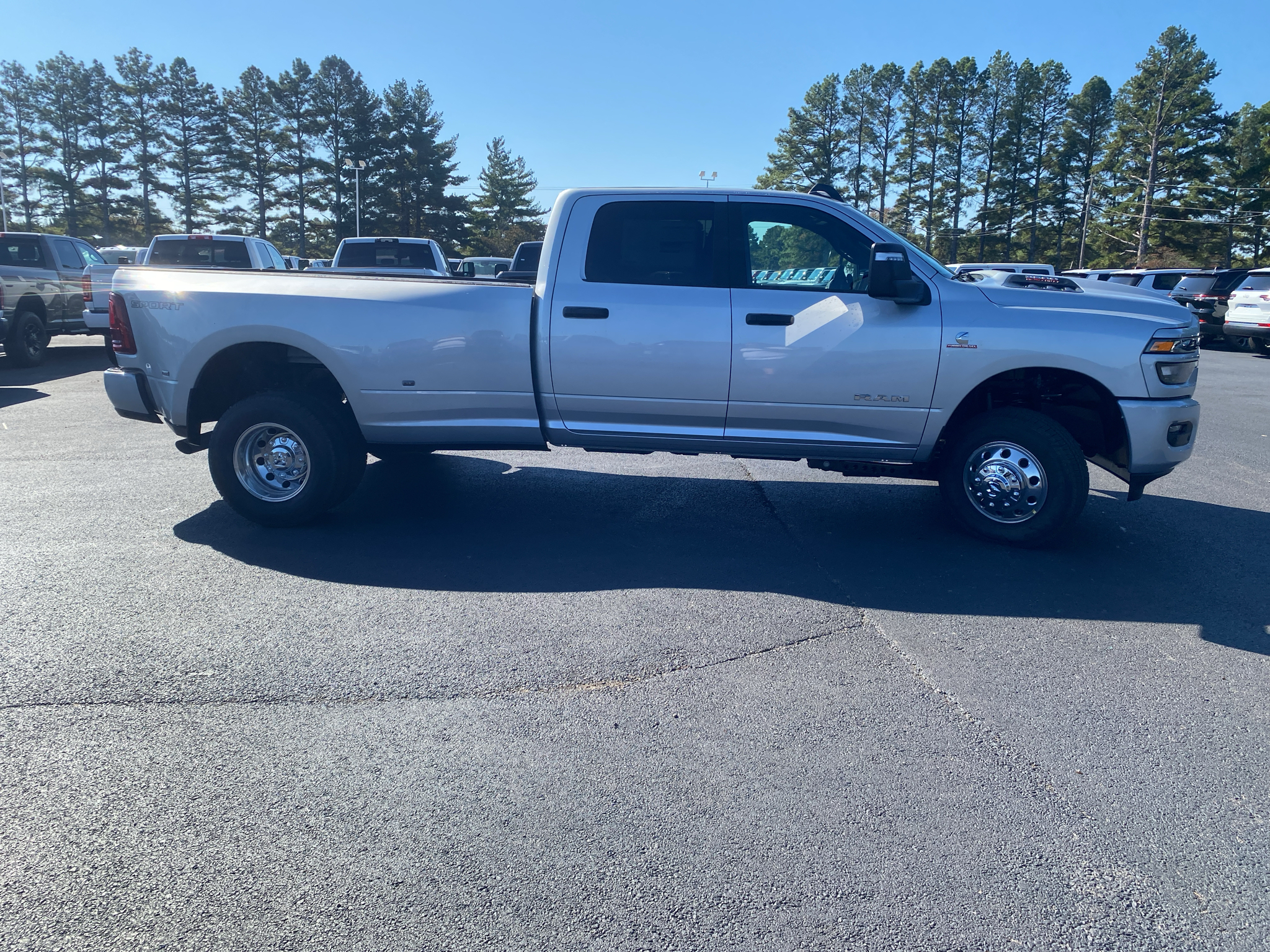 2027 Ram 3500 Big Horn photo 4