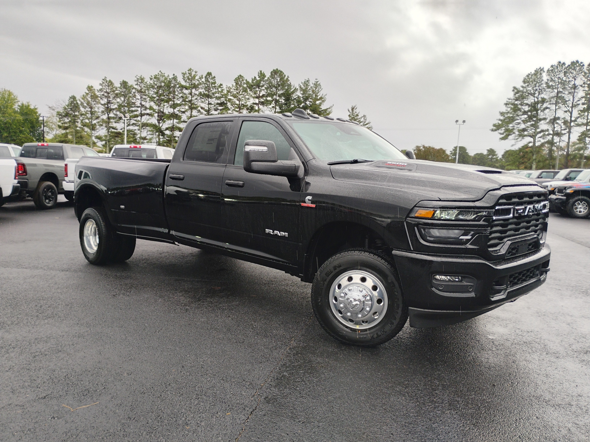 2027 Ram 3500 Big Horn photo 3