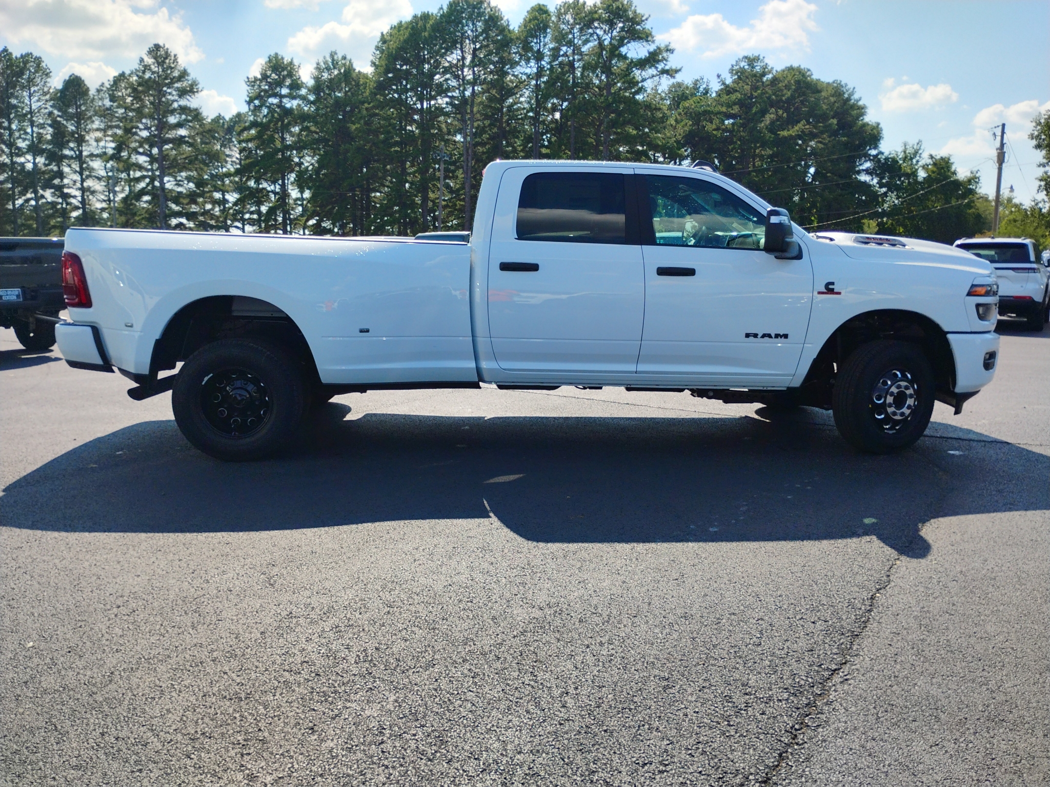 2027 Ram 3500 Big Horn photo 4