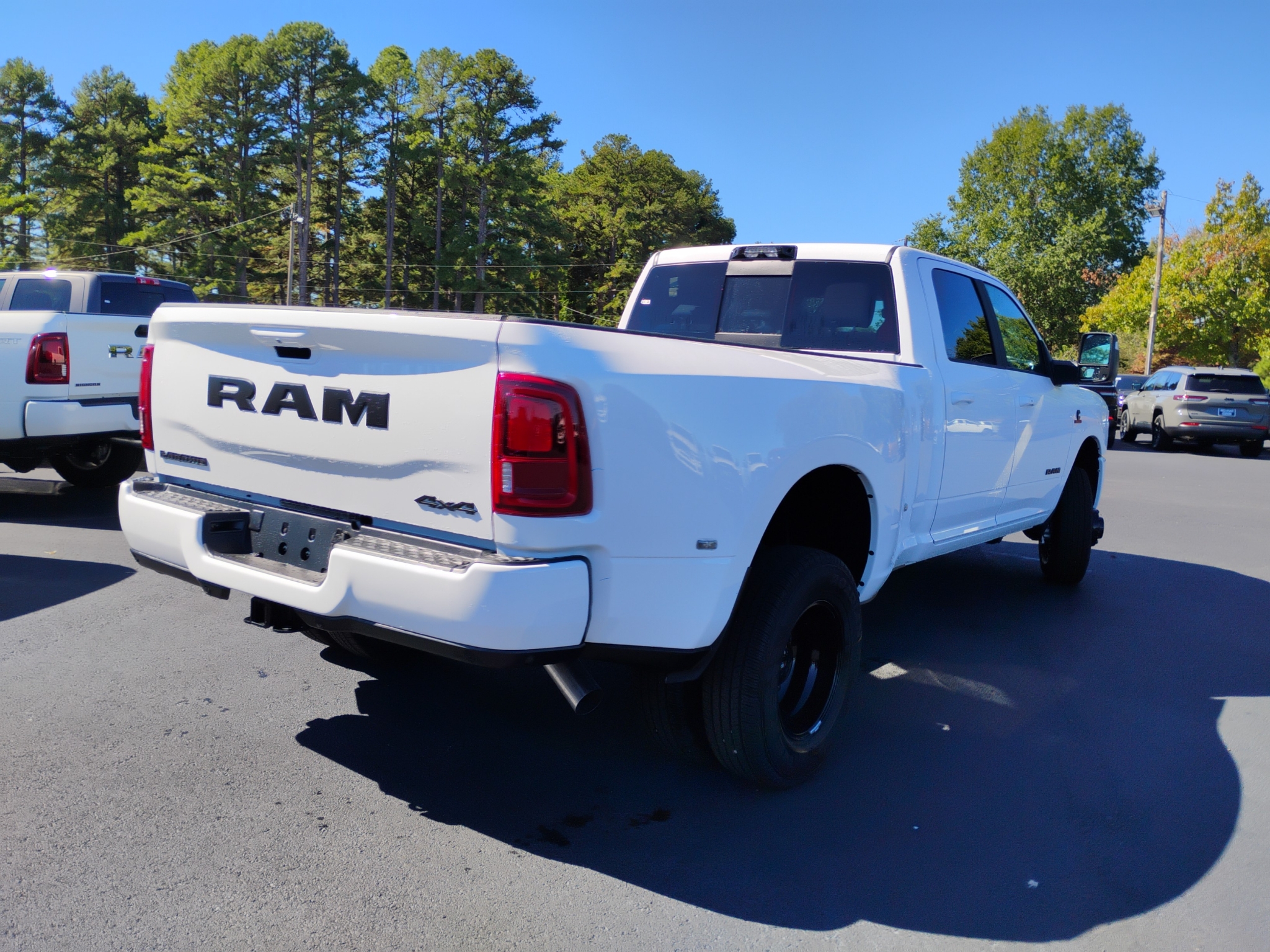 2027 Ram 3500 Laramie photo 5