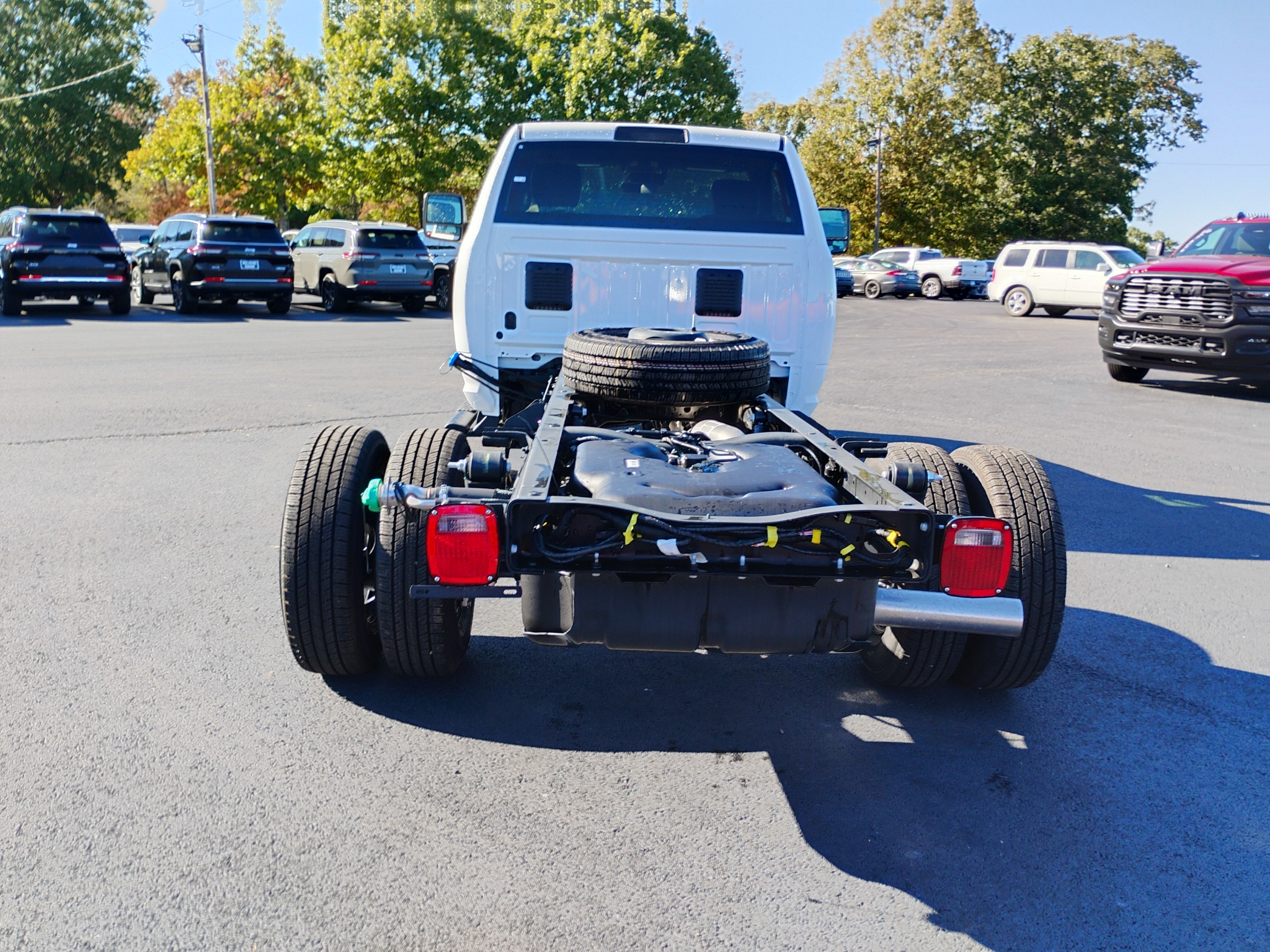 2027 Ram 3500 Chassis Tradesman photo 6
