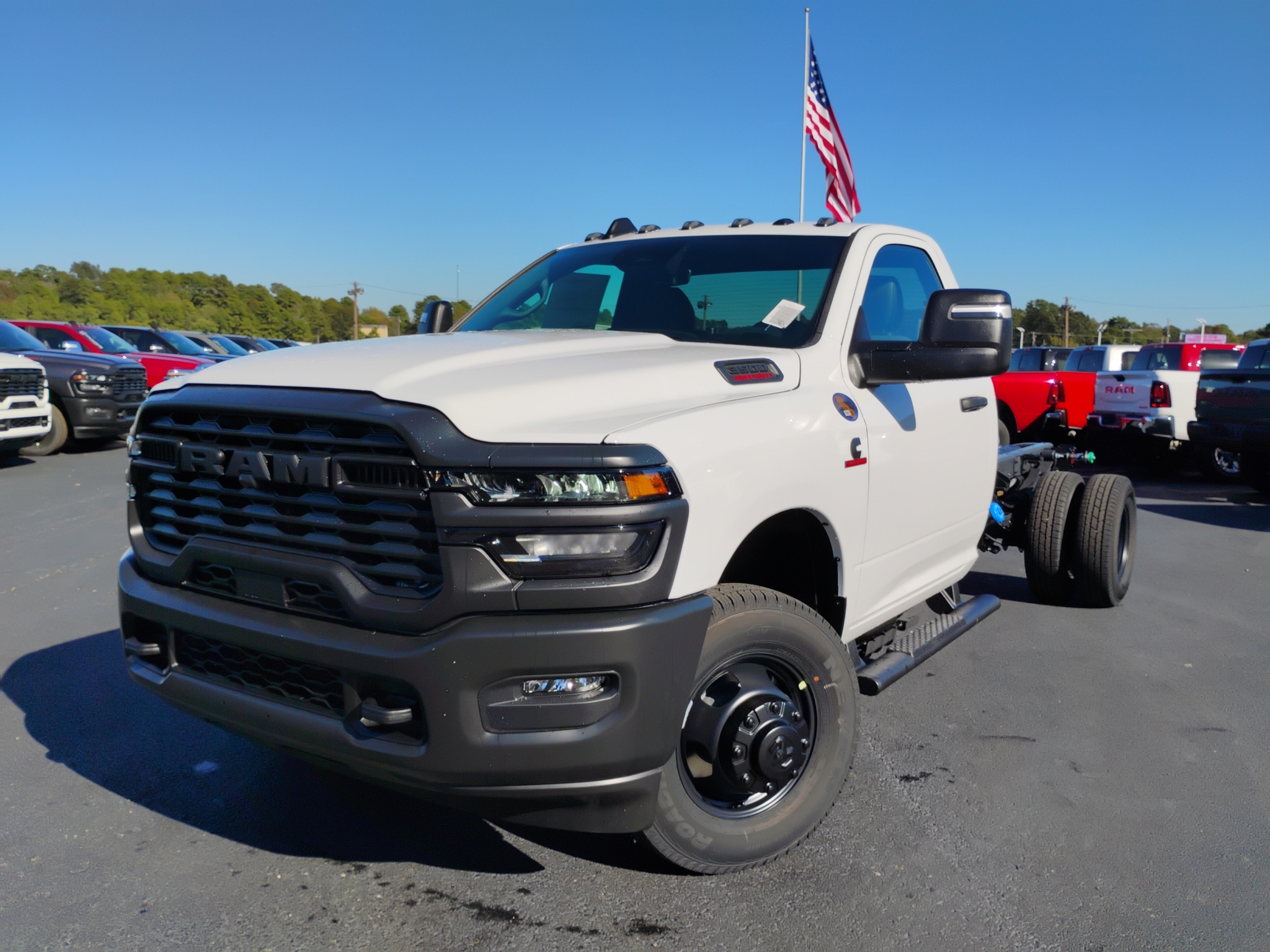 2027 Ram 3500 Chassis Tradesman photo 1