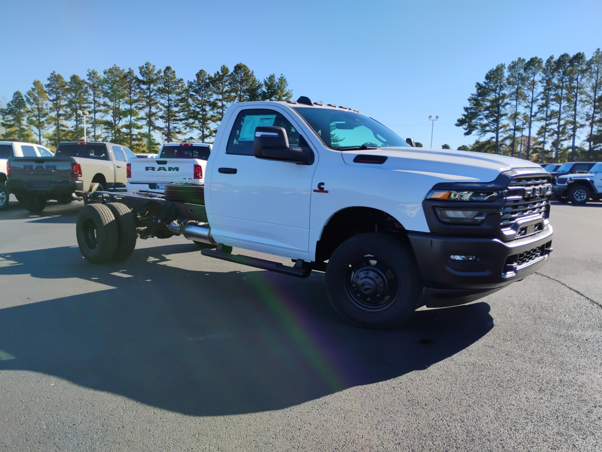 2027 Ram 3500 Chassis Tradesman photo 3