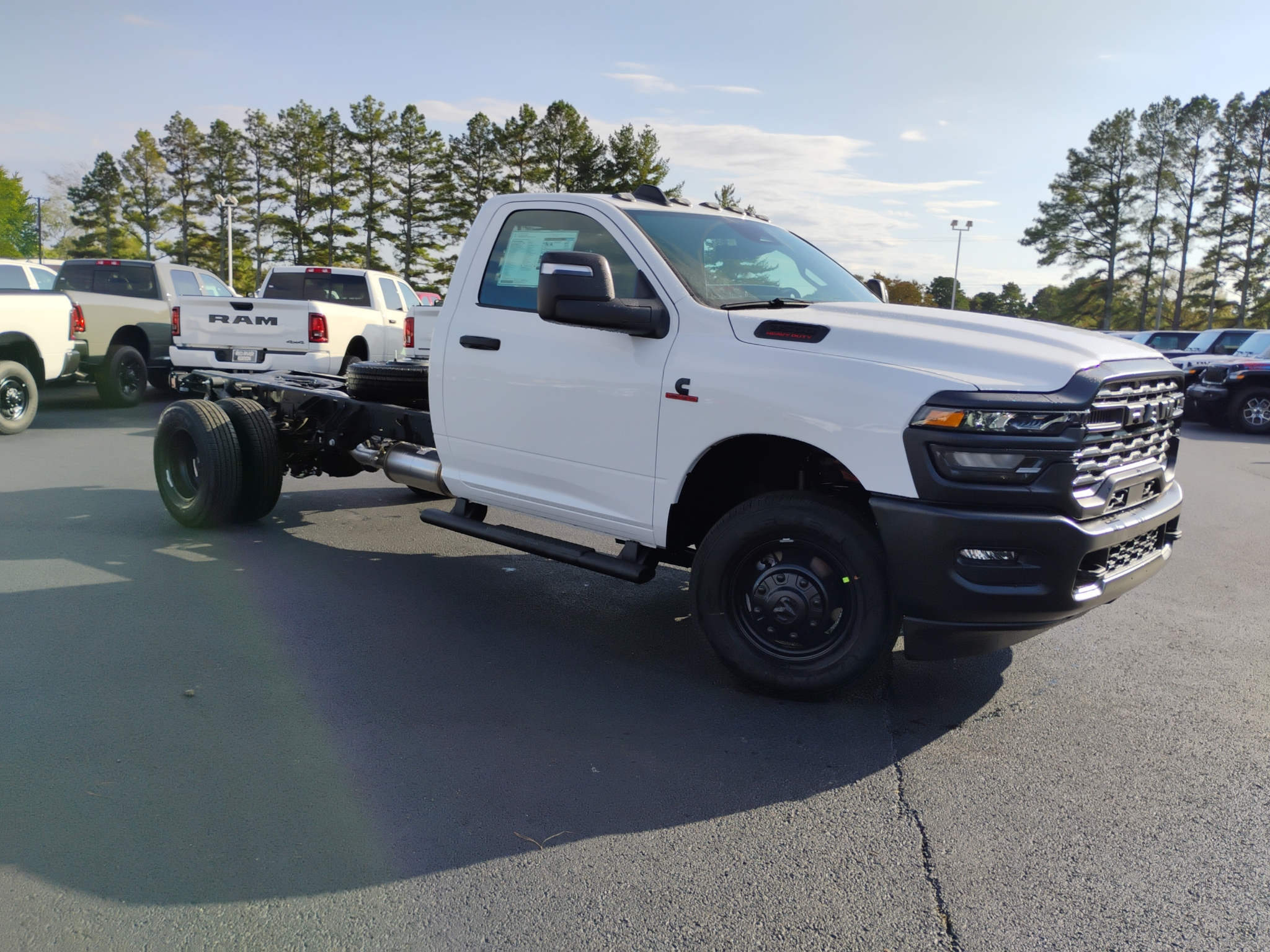 2027 Ram 3500 Chassis Tradesman photo 3