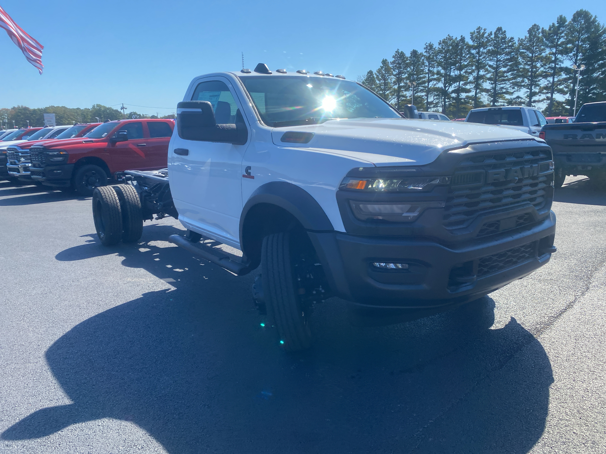2027 Ram 5500 Chassis Tradesman photo 3