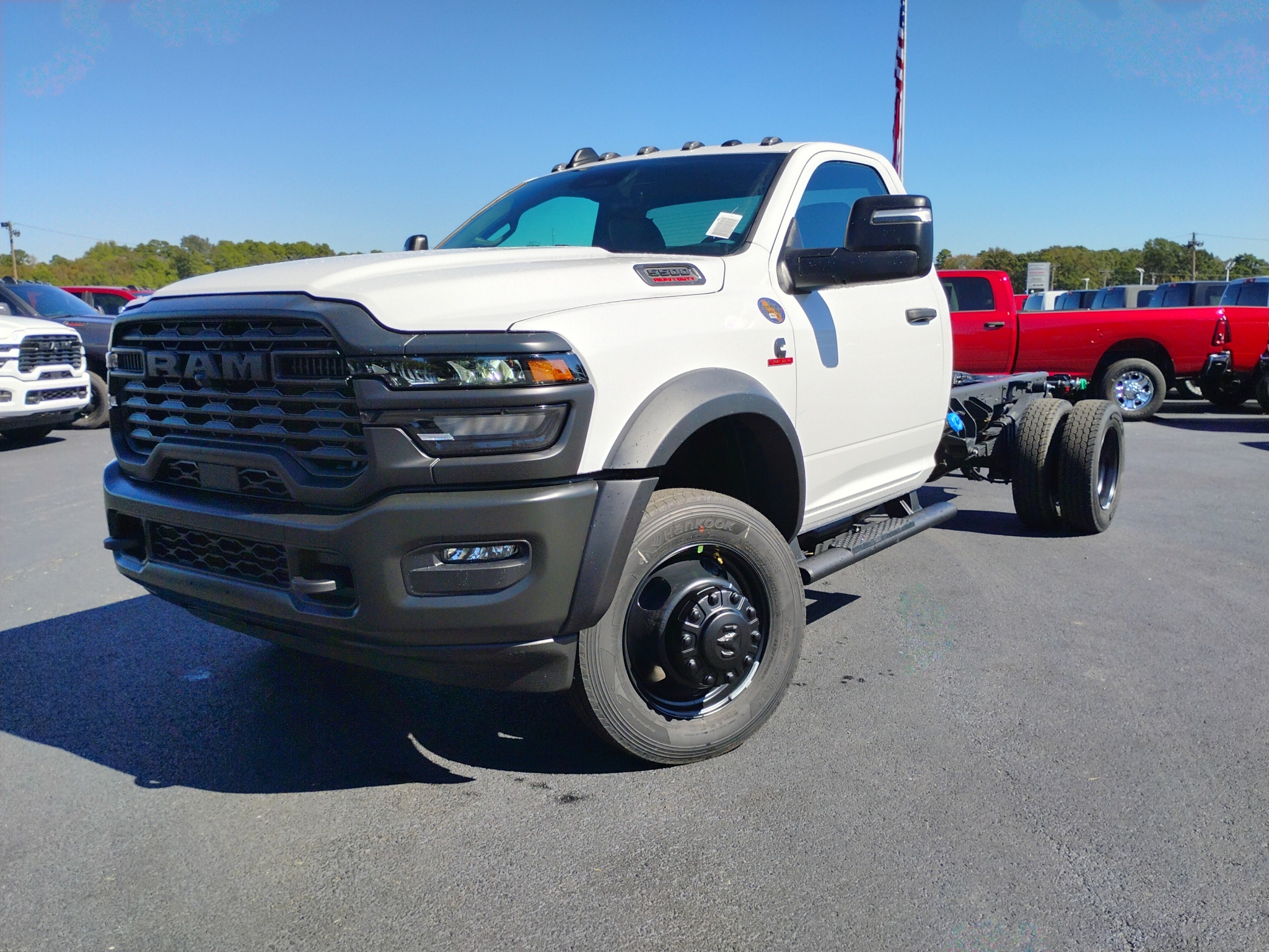 2027 Ram 5500 Chassis Tradesman photo 1