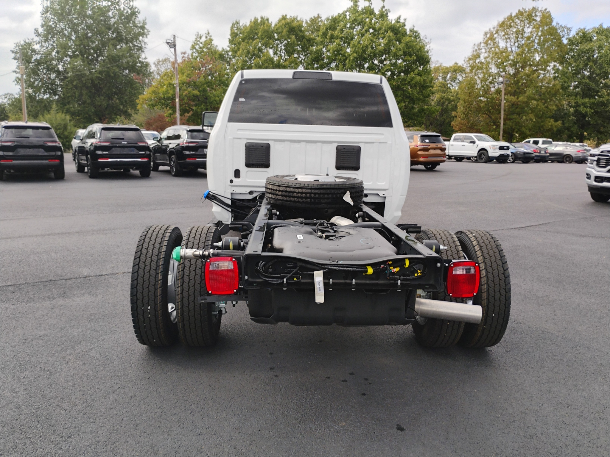 2027 Ram 5500 Chassis Tradesman photo 6