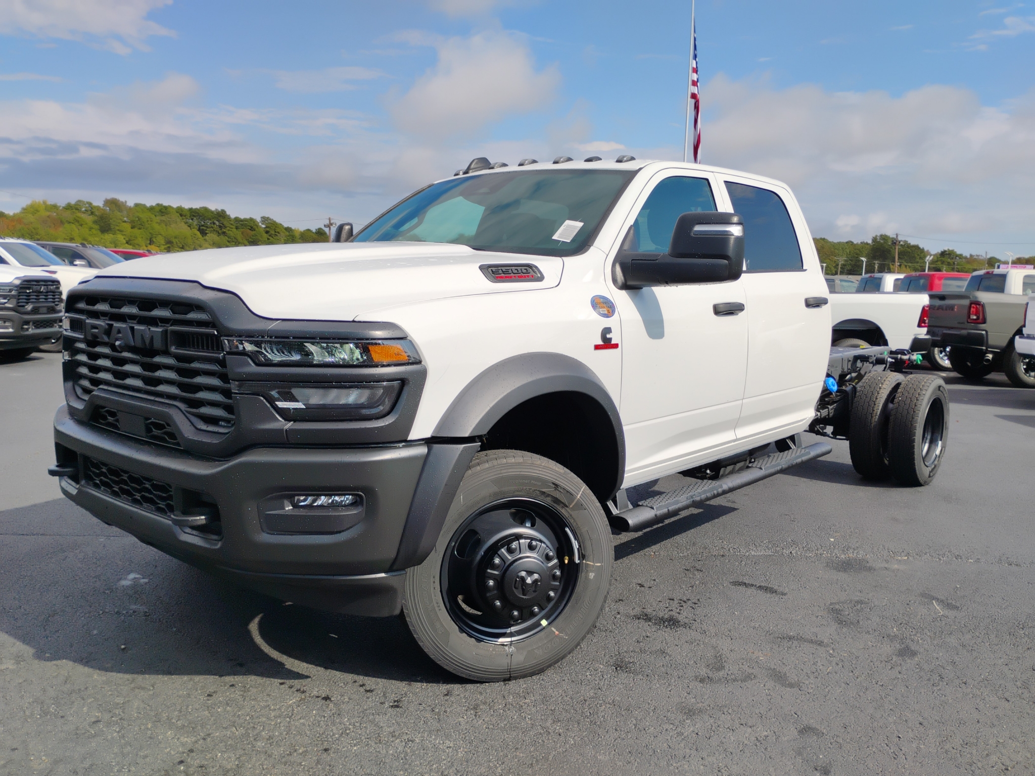 2027 Ram 5500 Chassis Tradesman photo 1