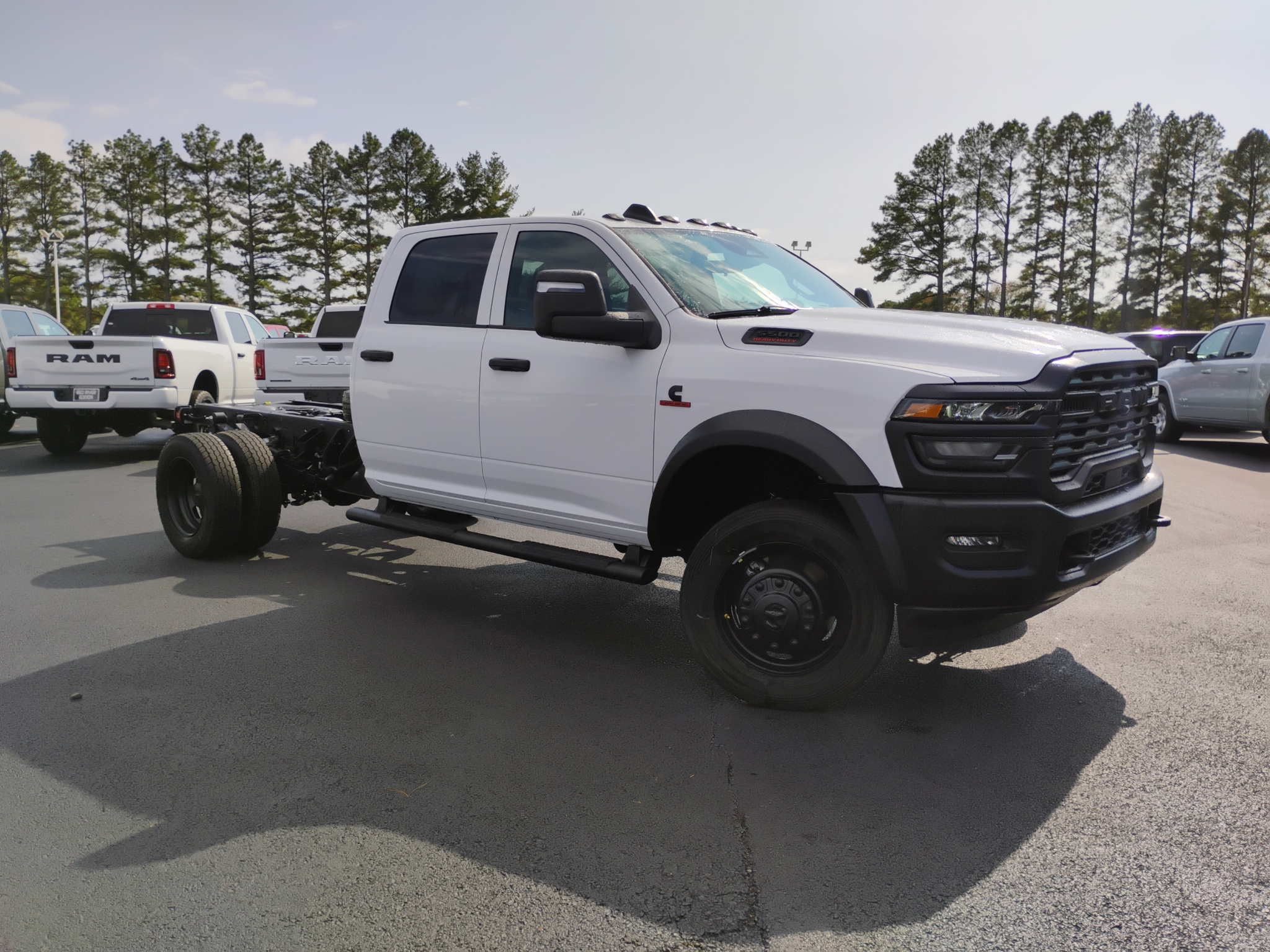 2027 Ram 5500 Chassis Tradesman photo 3